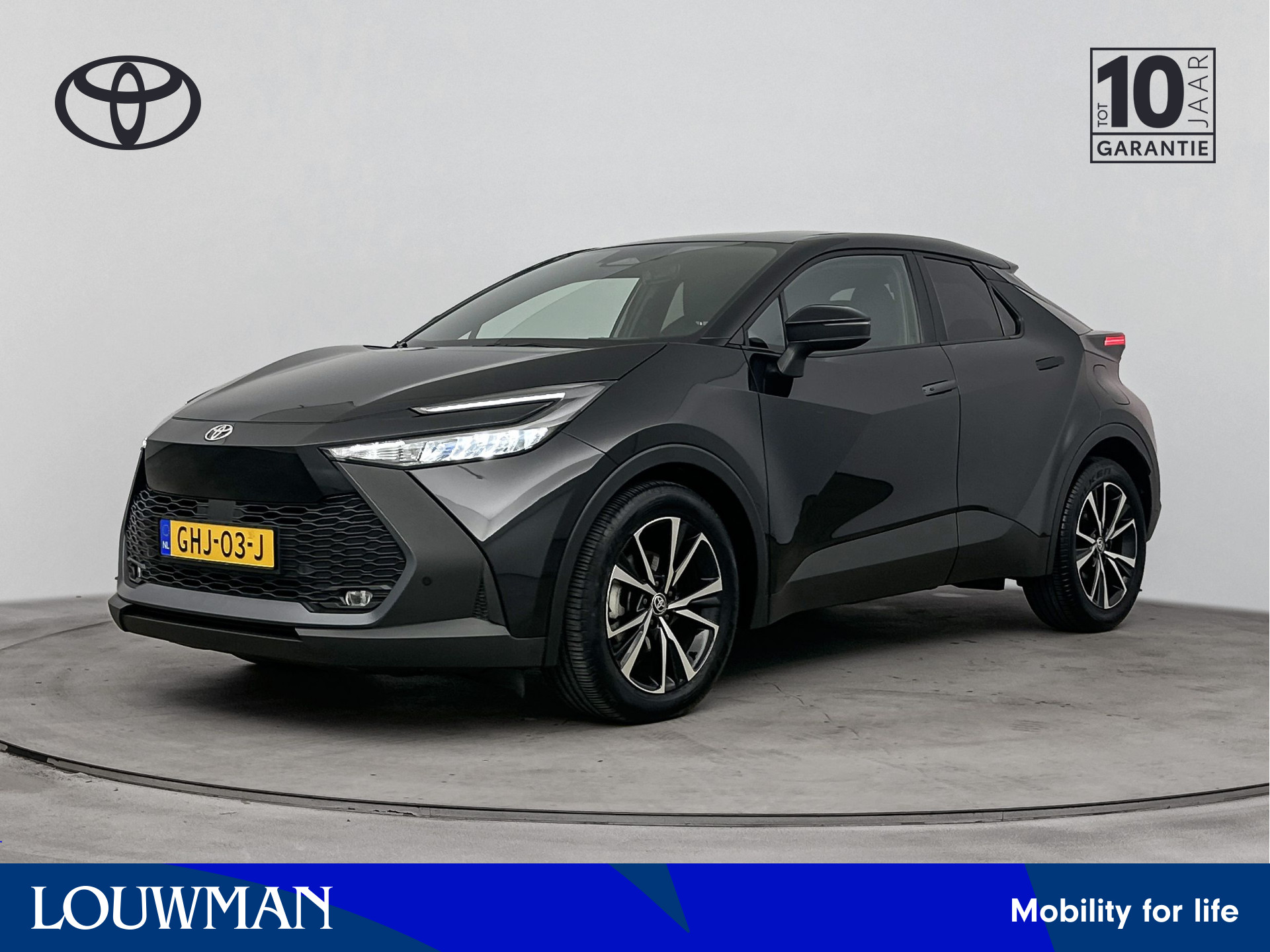Toyota Toyota C-hr 1.8 Hybrid 140 Dynamic 2024 - voorkant