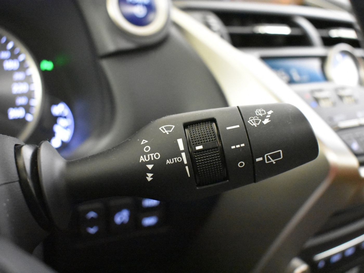 Foto van Lexus Lexus Nx300h