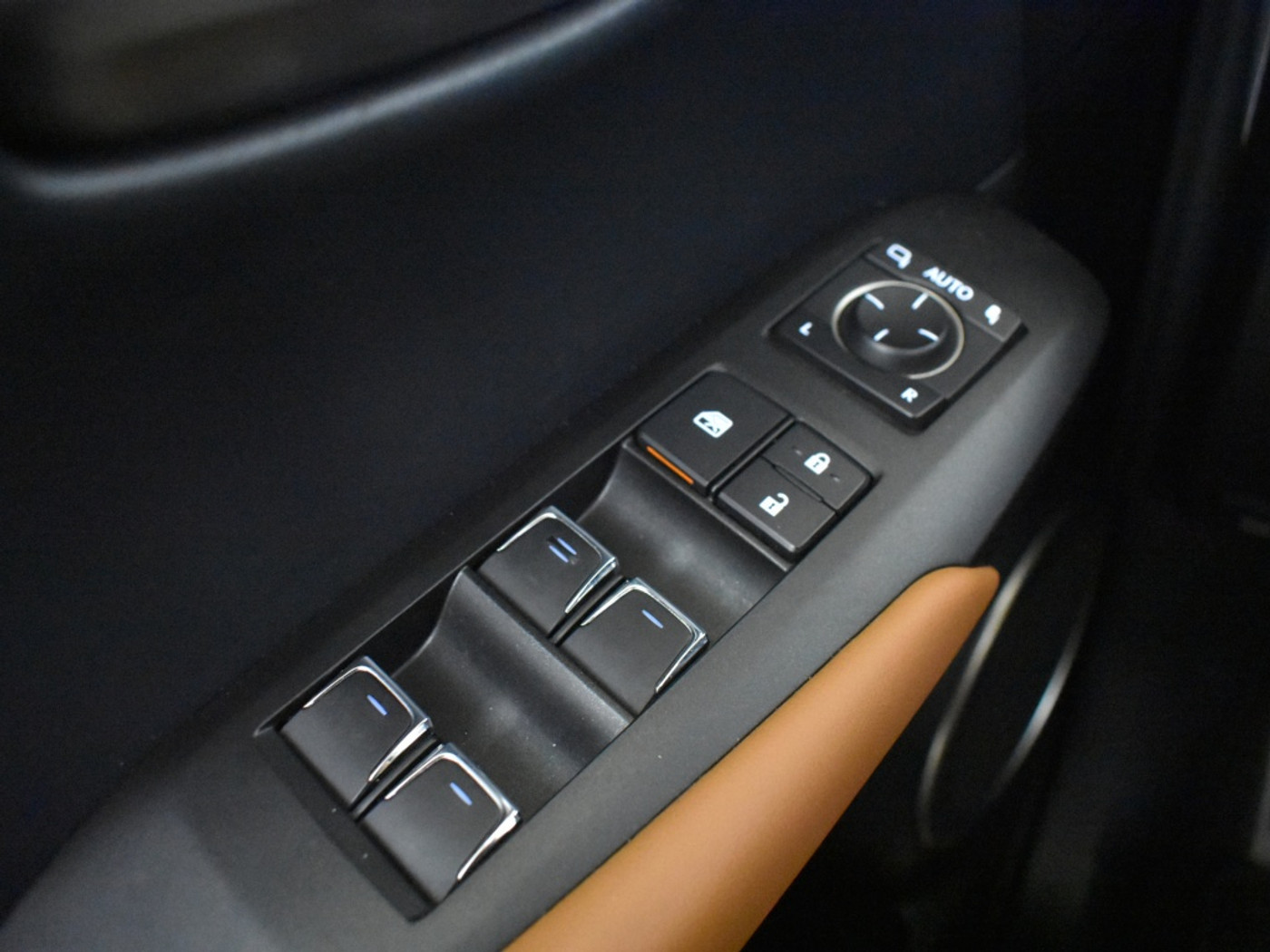 Foto van Lexus Lexus Nx300h