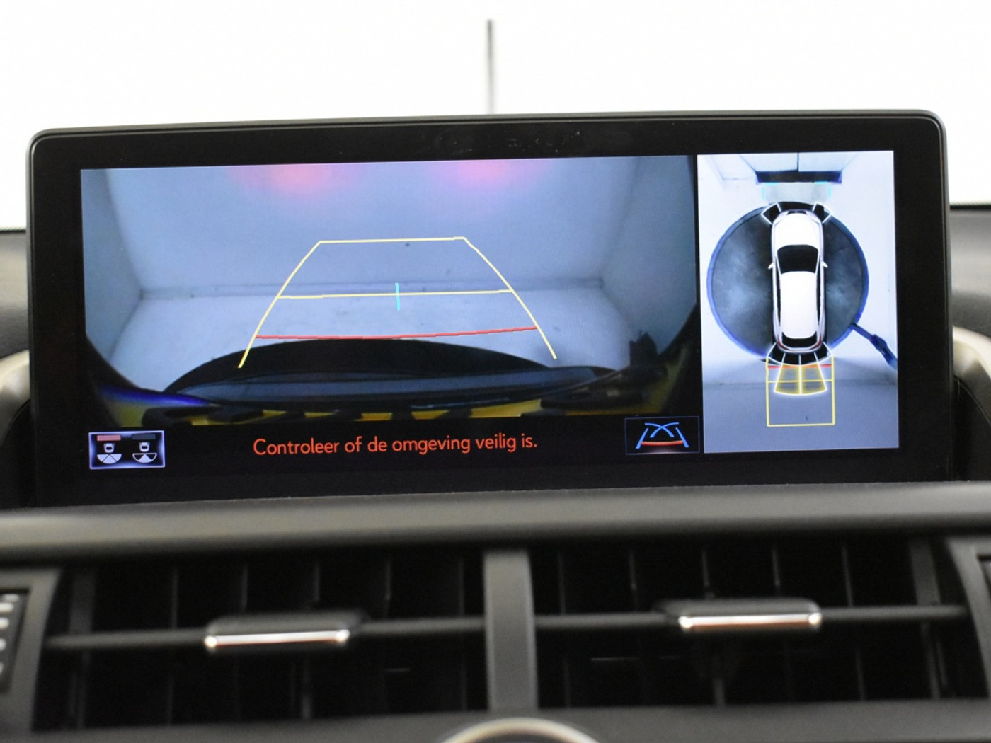 Foto van Lexus Lexus Nx300h