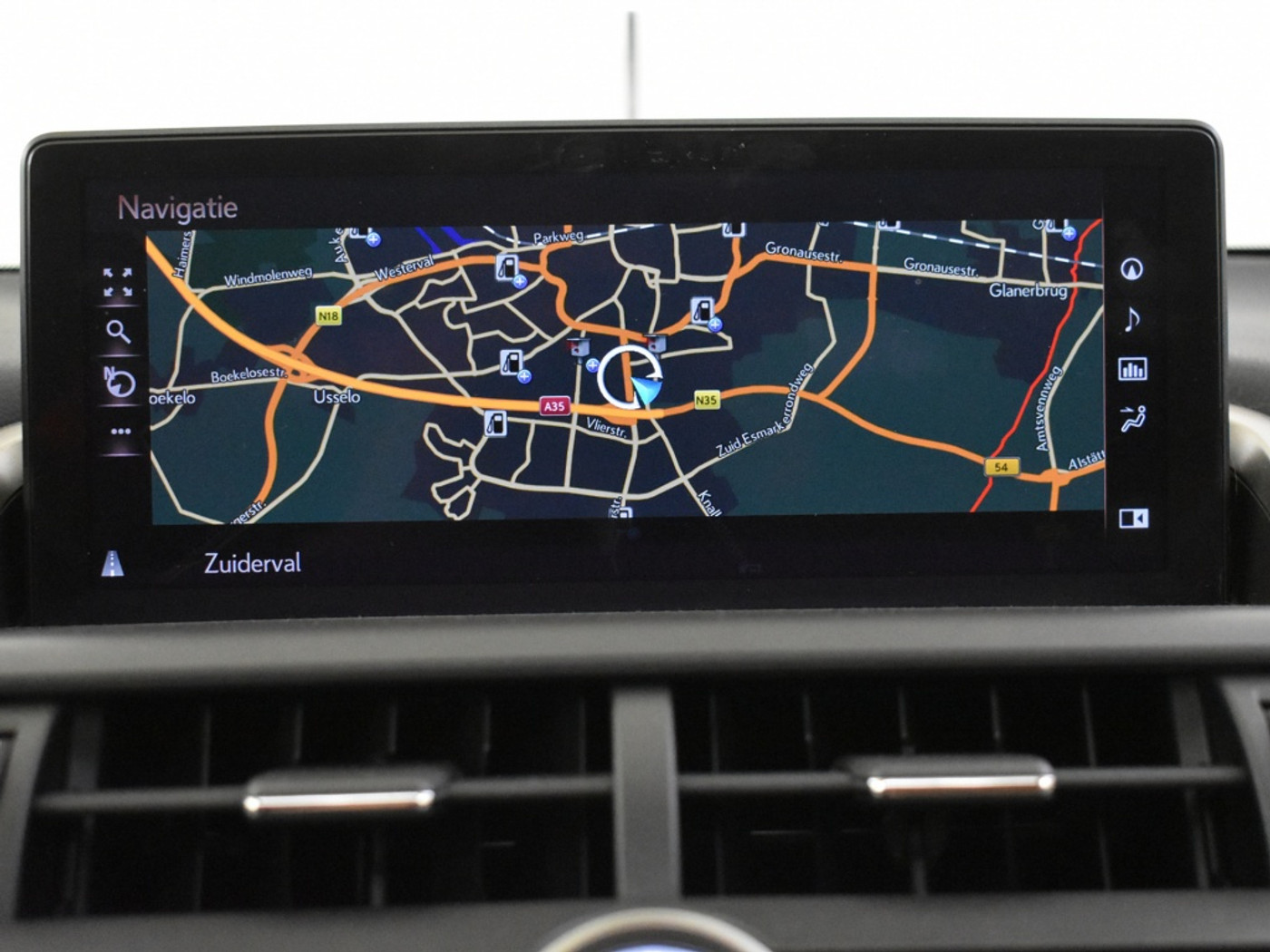 Foto van Lexus Lexus Nx300h