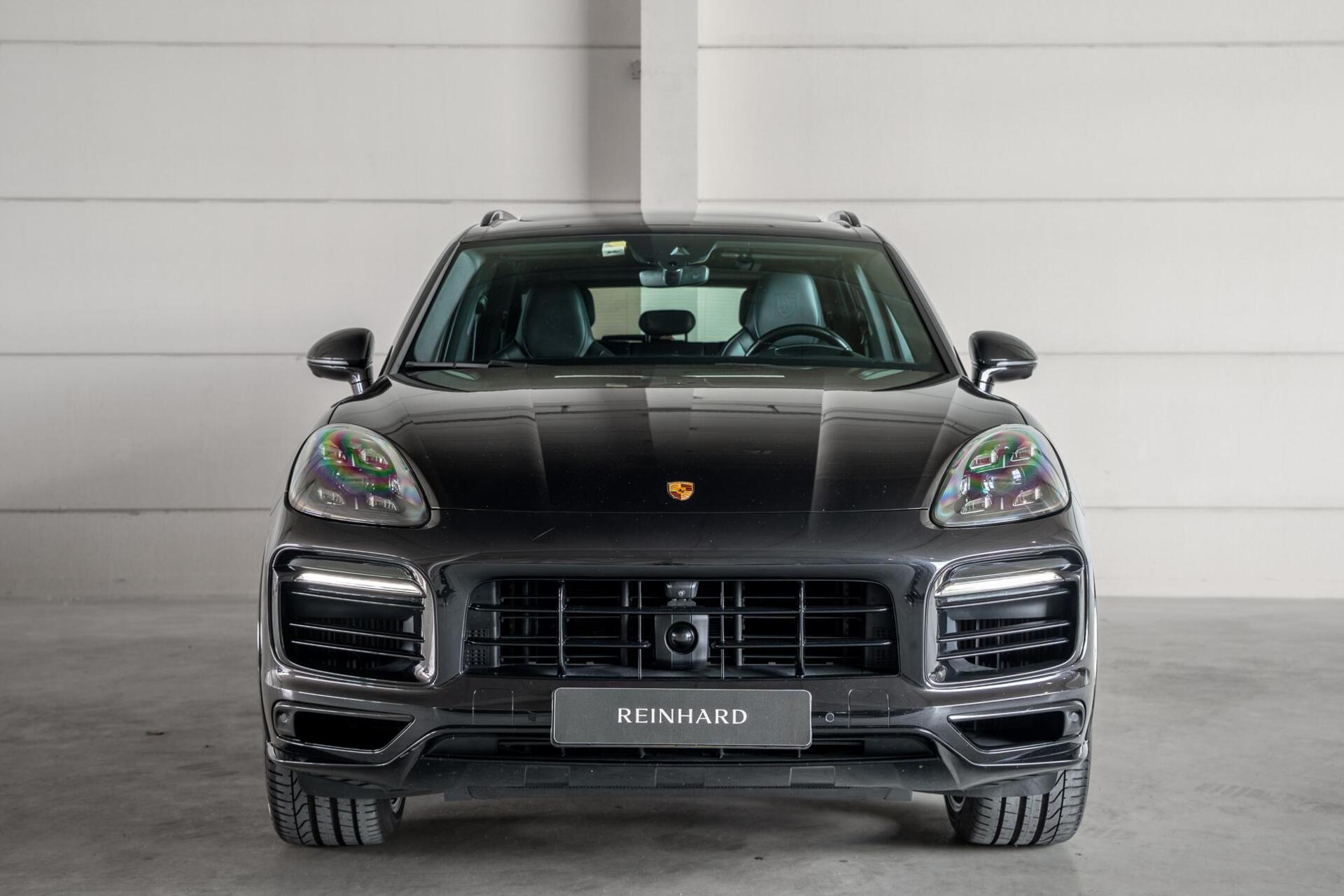 Foto van Porsche Cayenne E-hybrid