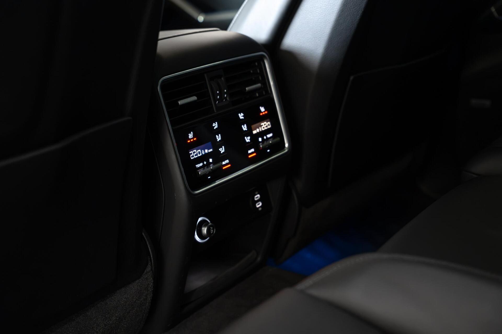 Foto van Porsche Cayenne E-hybrid