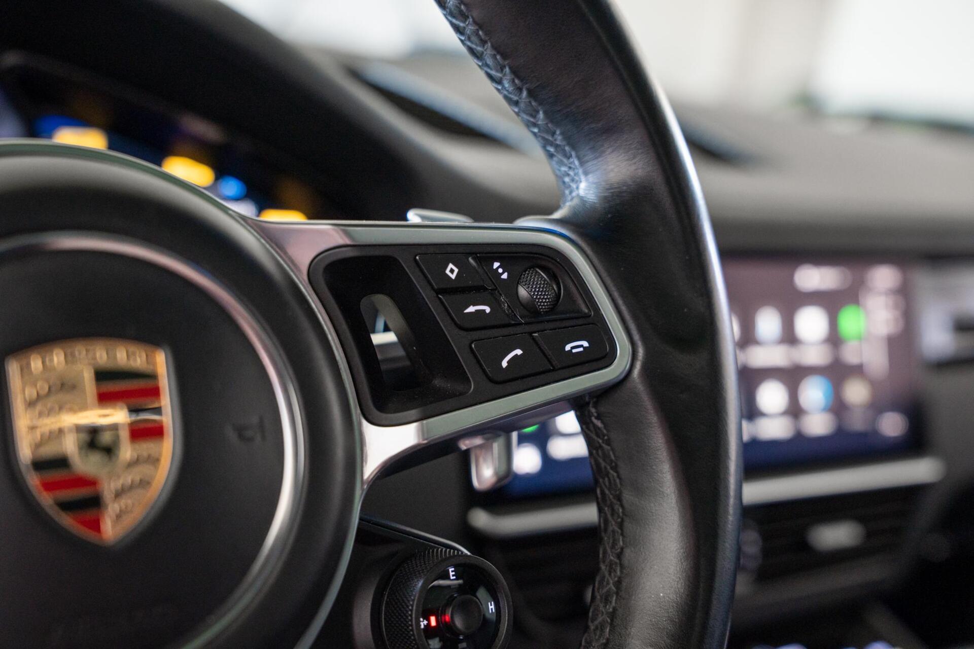 Foto van Porsche Cayenne E-hybrid