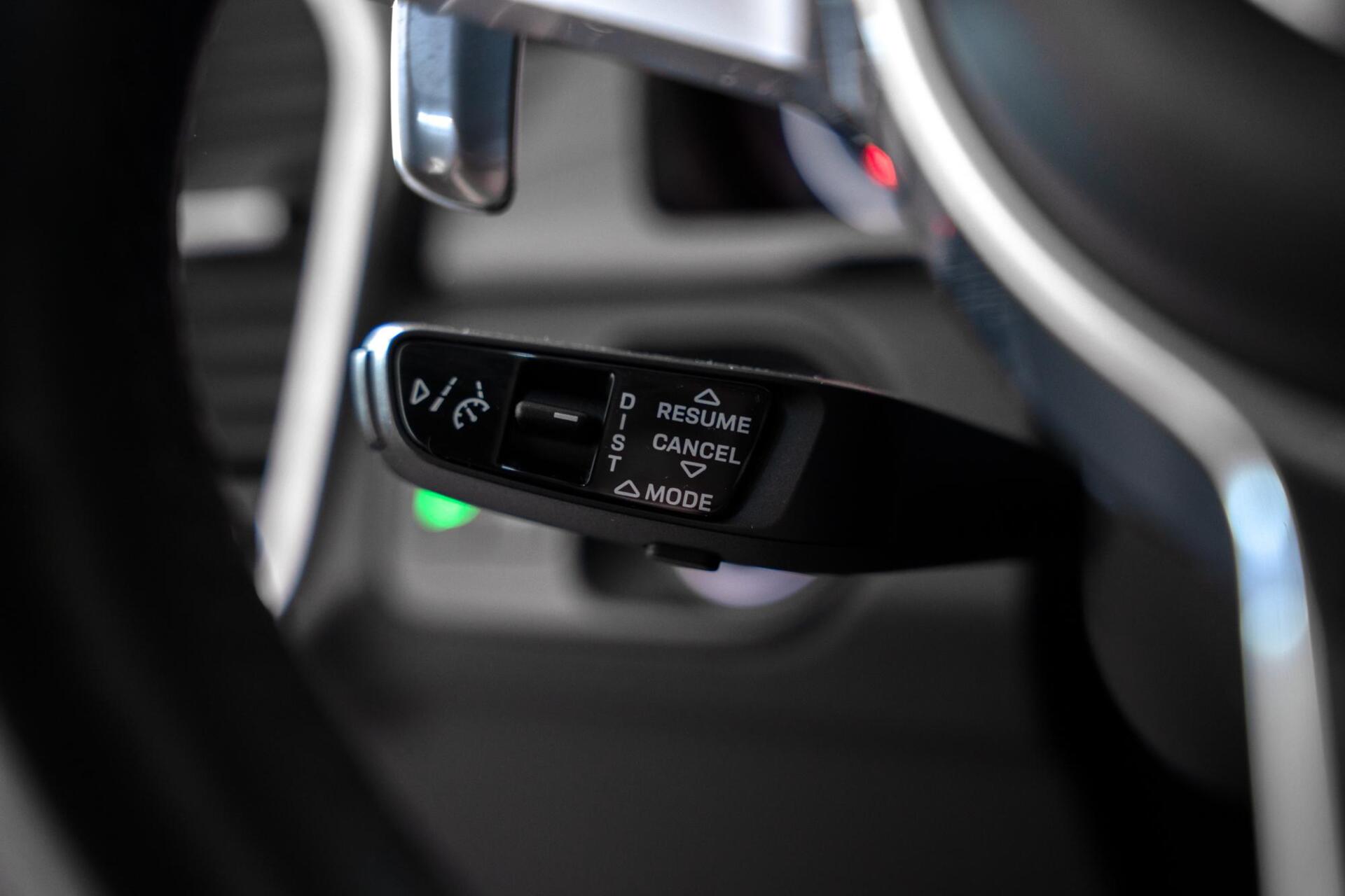 Foto van Porsche Cayenne E-hybrid
