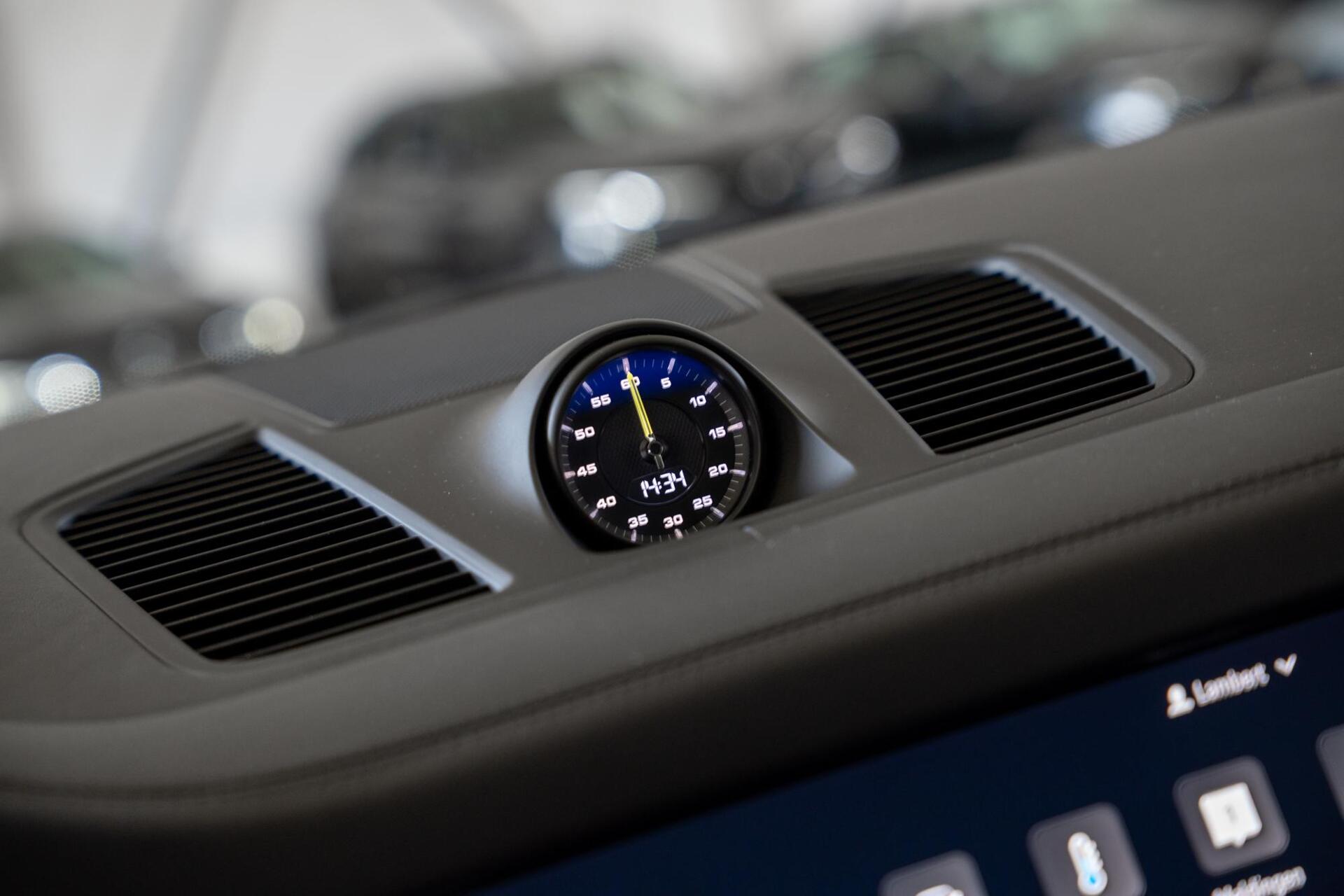 Foto van Porsche Cayenne E-hybrid