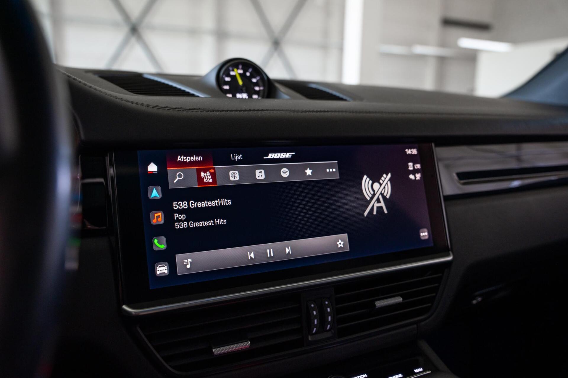 Foto van Porsche Cayenne E-hybrid