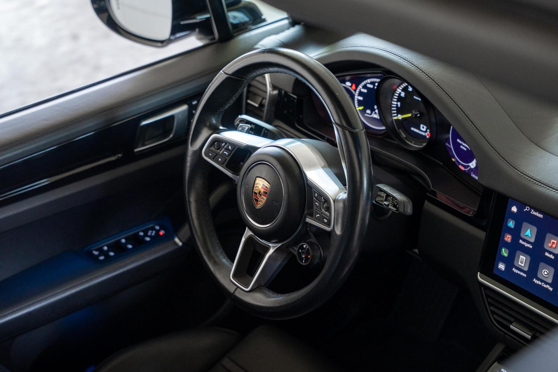 Foto van Porsche Cayenne E-hybrid