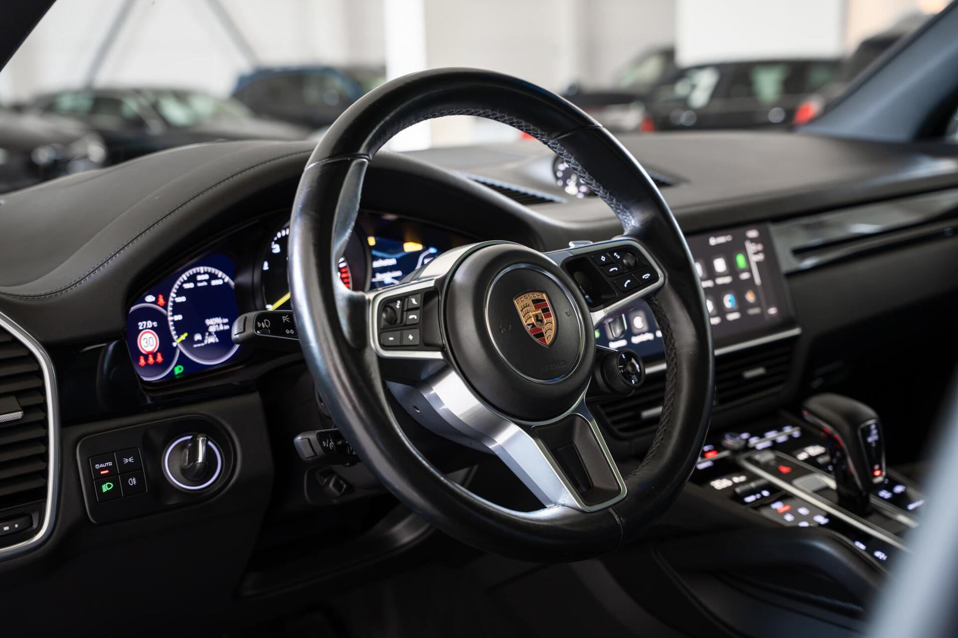 Foto van Porsche Cayenne E-hybrid