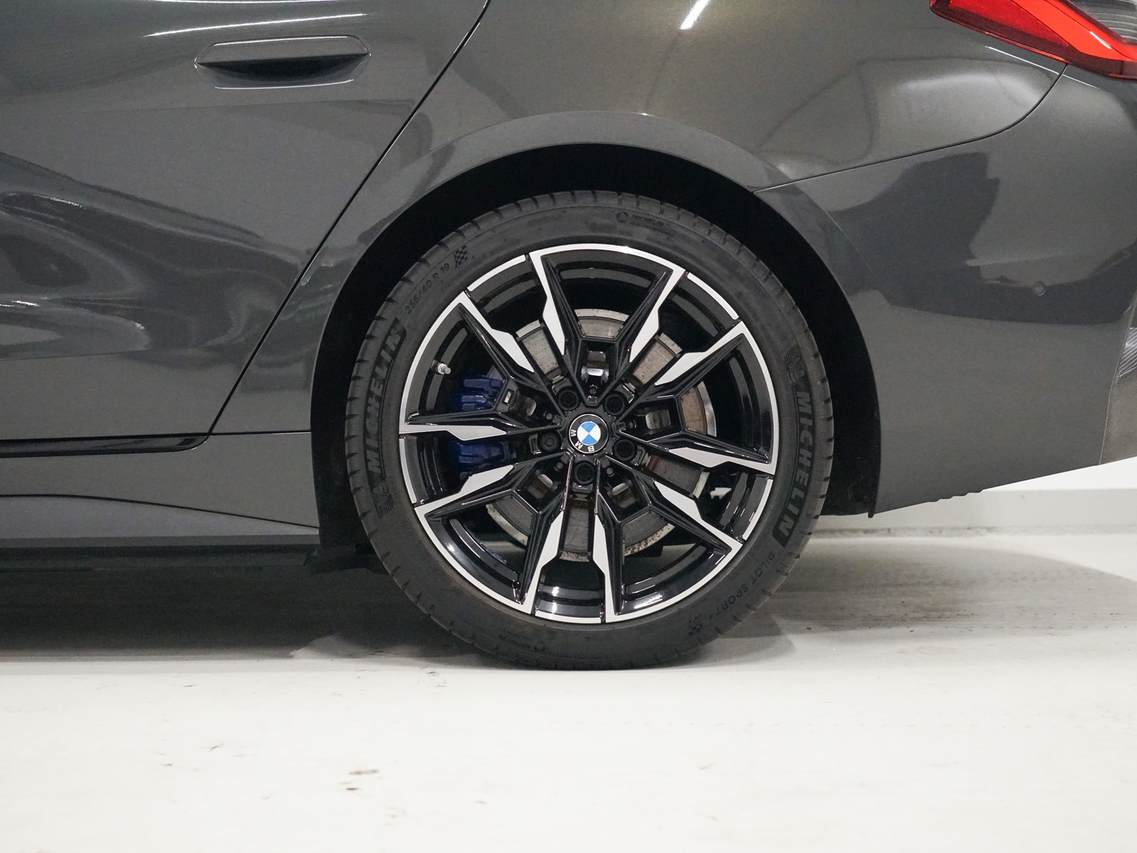 Foto van BMW I4 M50