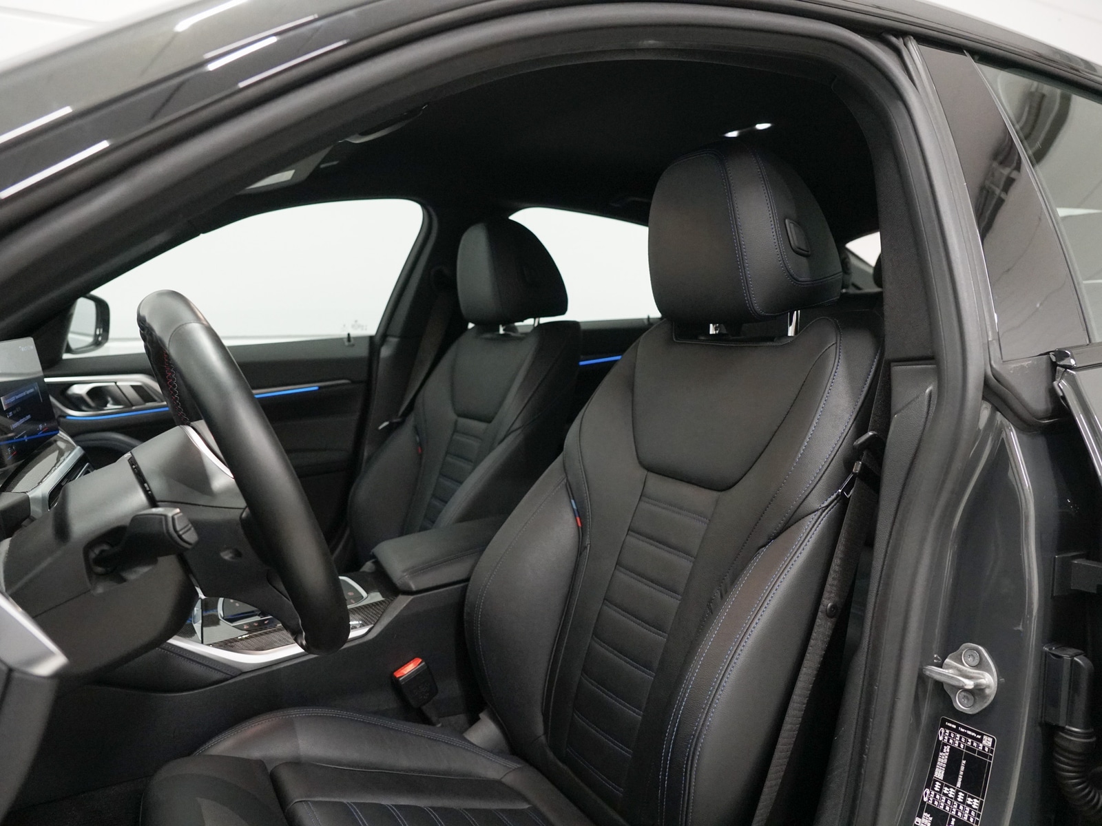 Foto van BMW I4 M50