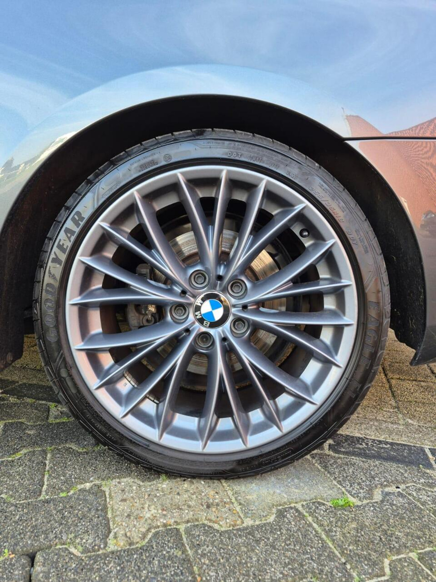 Foto van BMW 325i
