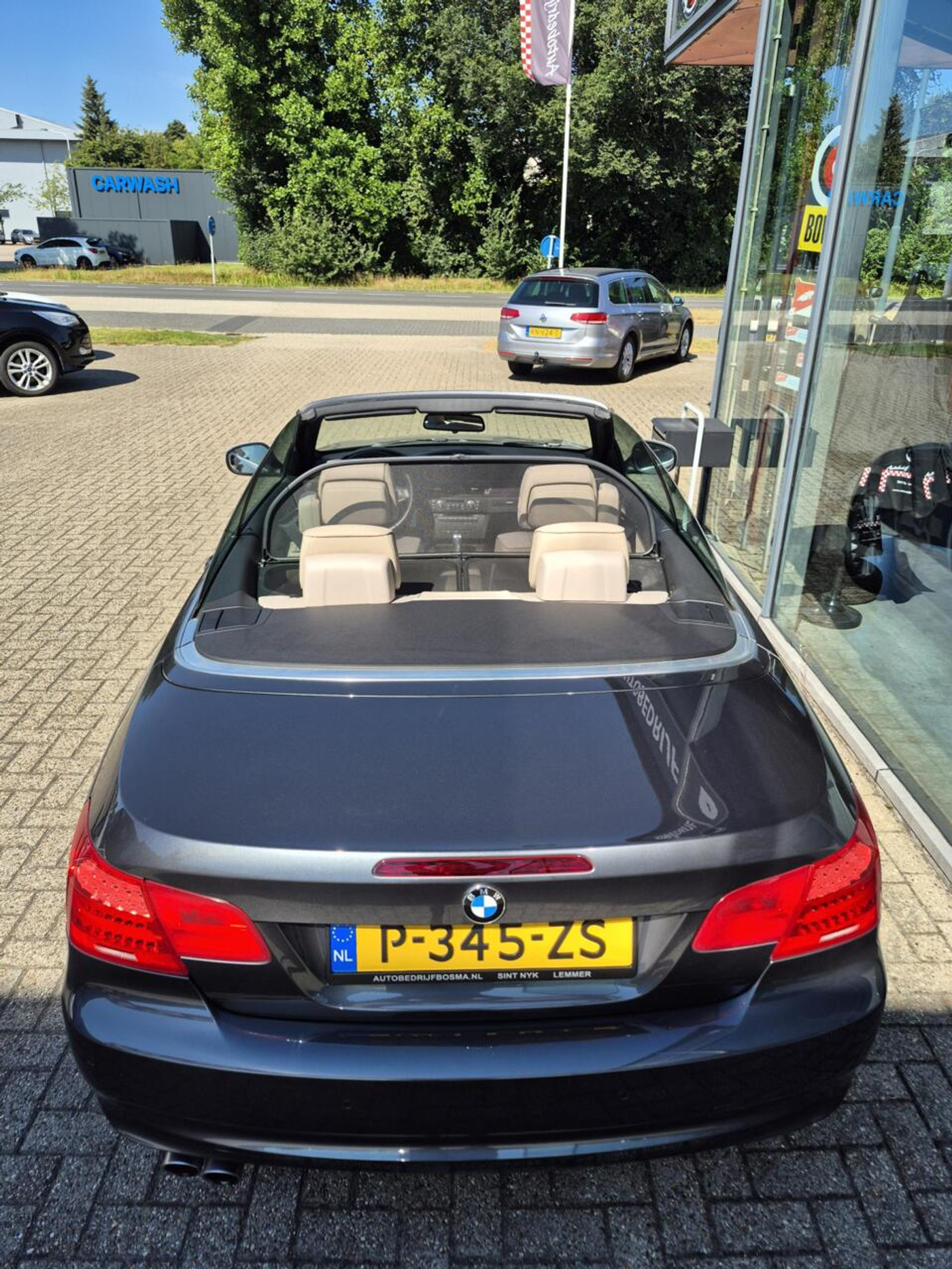Foto van BMW 325i