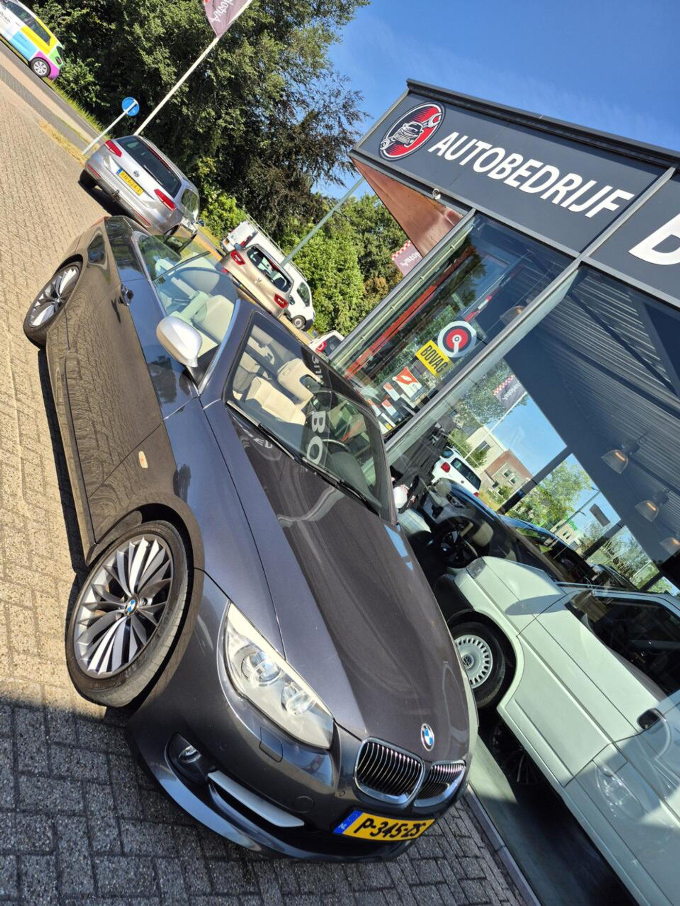 Foto van BMW 325i