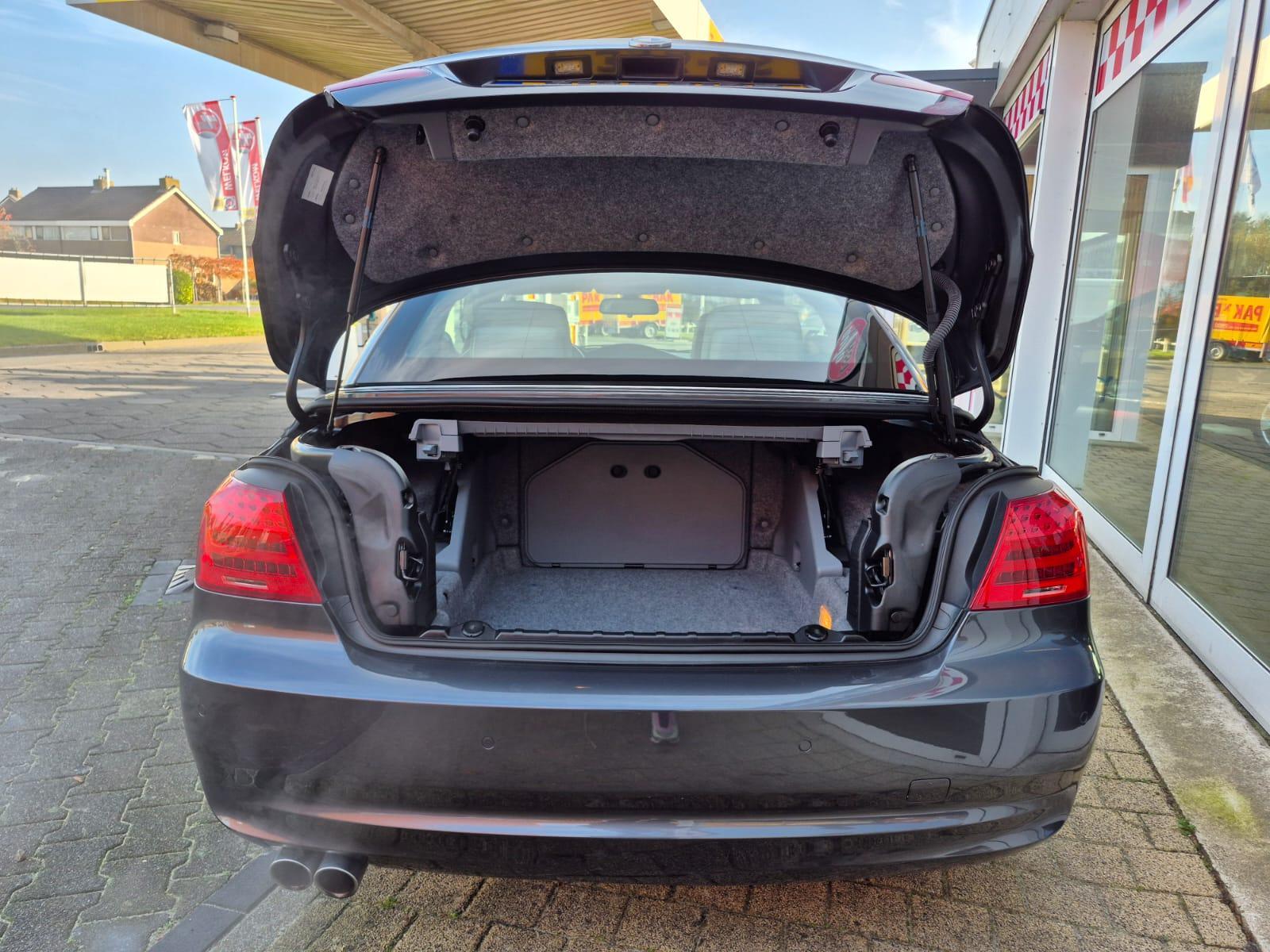 Foto van BMW 325i