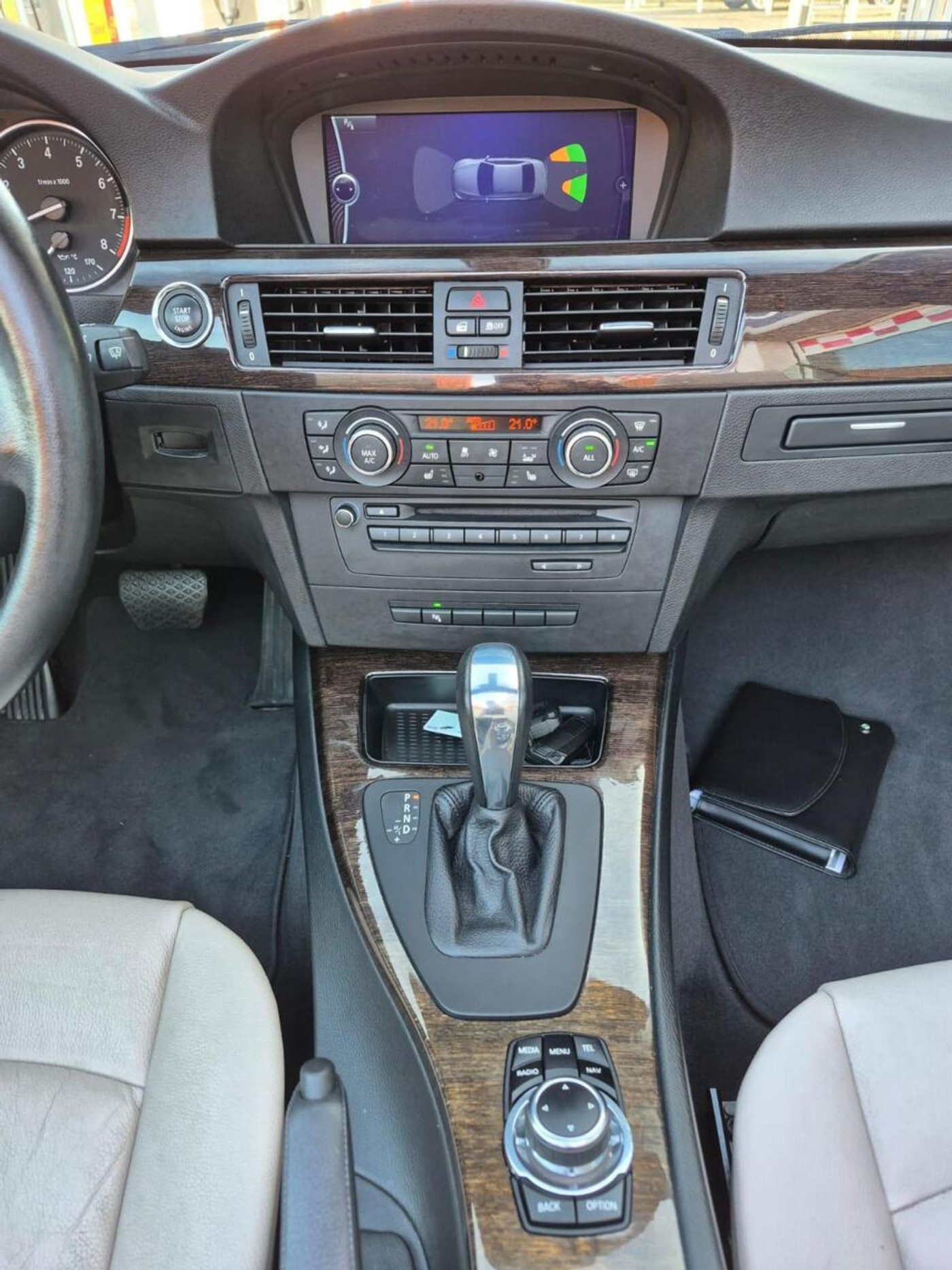 Foto van BMW 325i