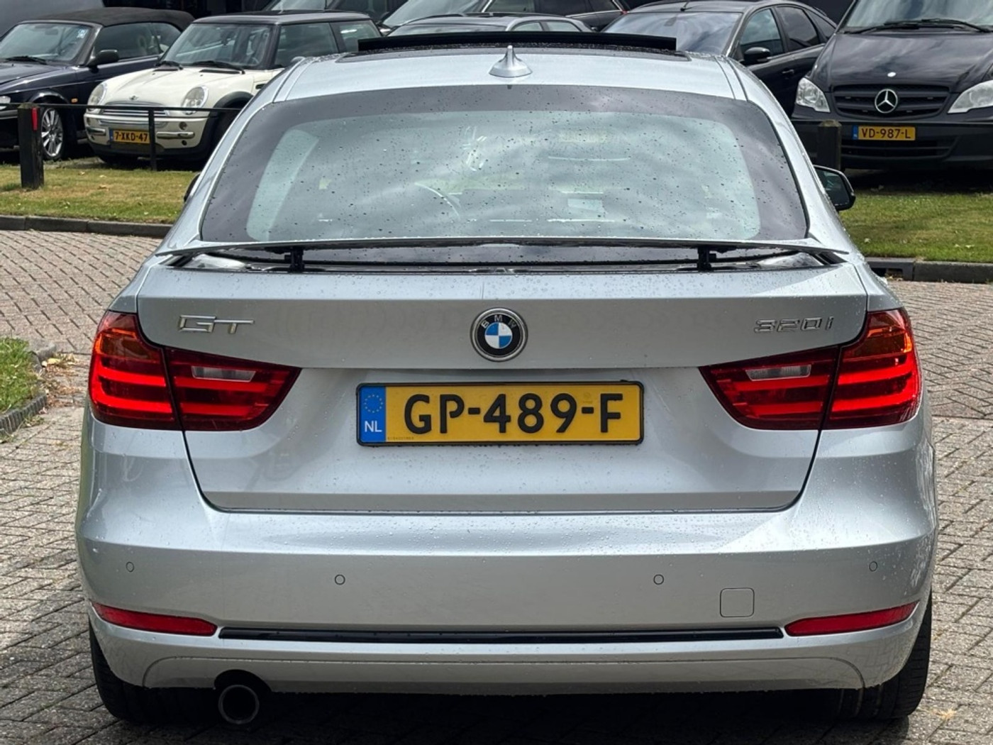 Foto van BMW 320i