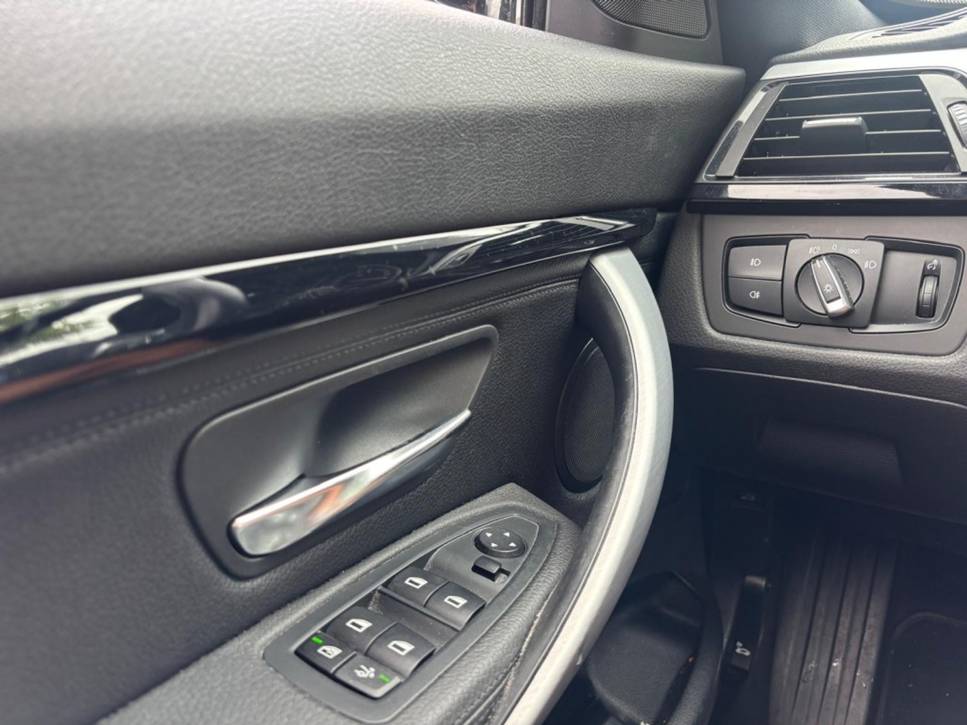 Foto van BMW 320i