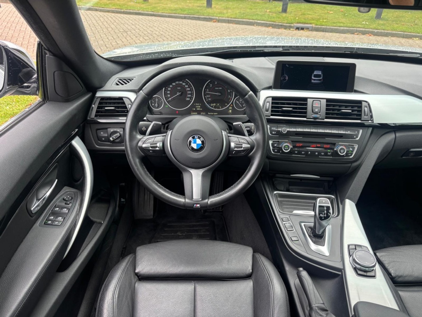 Foto van BMW 320i