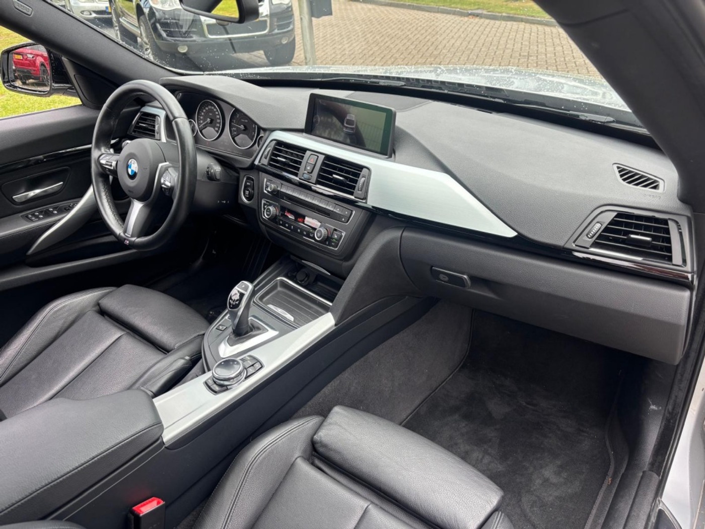 Foto van BMW 320i