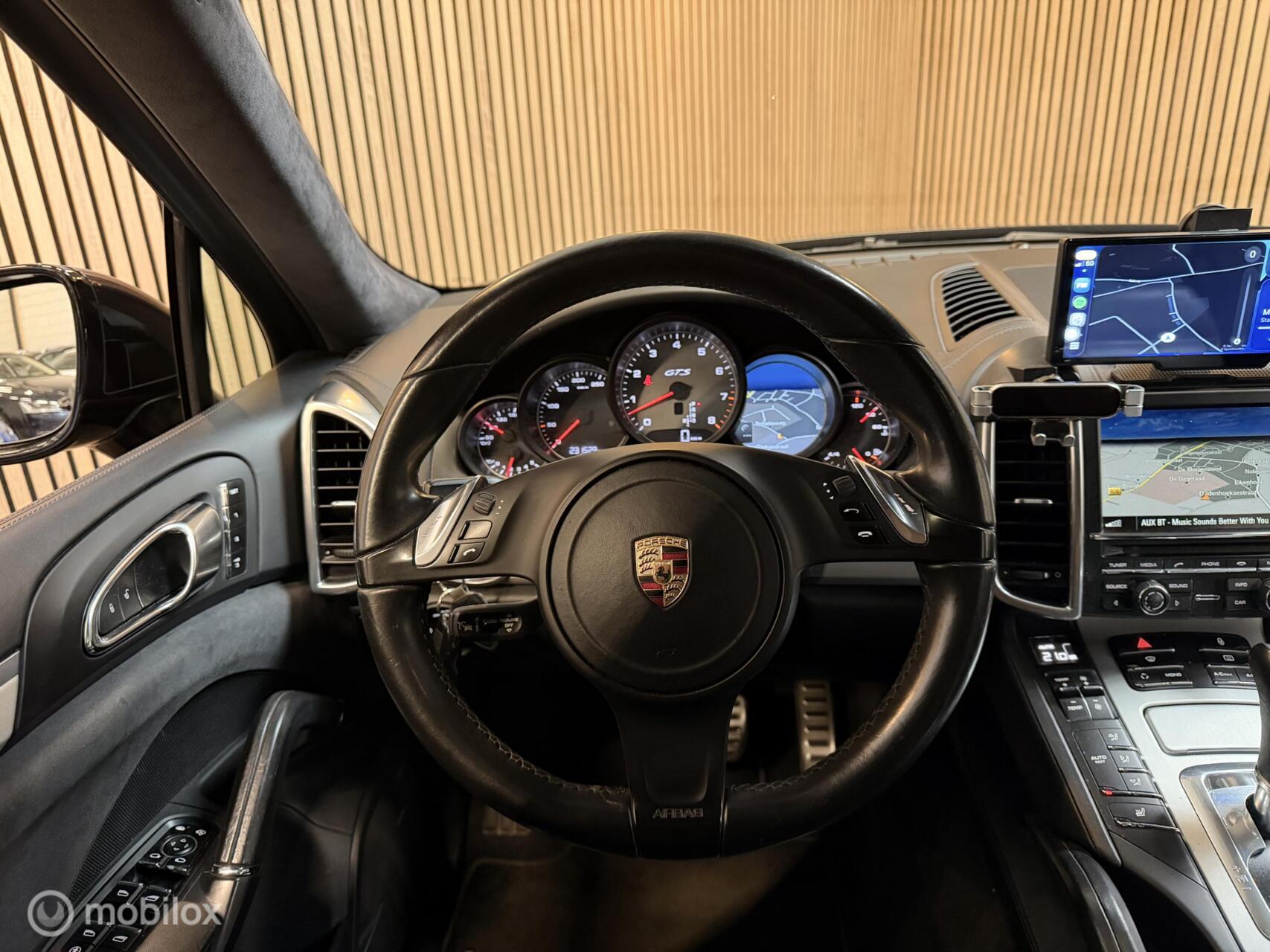 Foto van Porsche Cayenne GTS