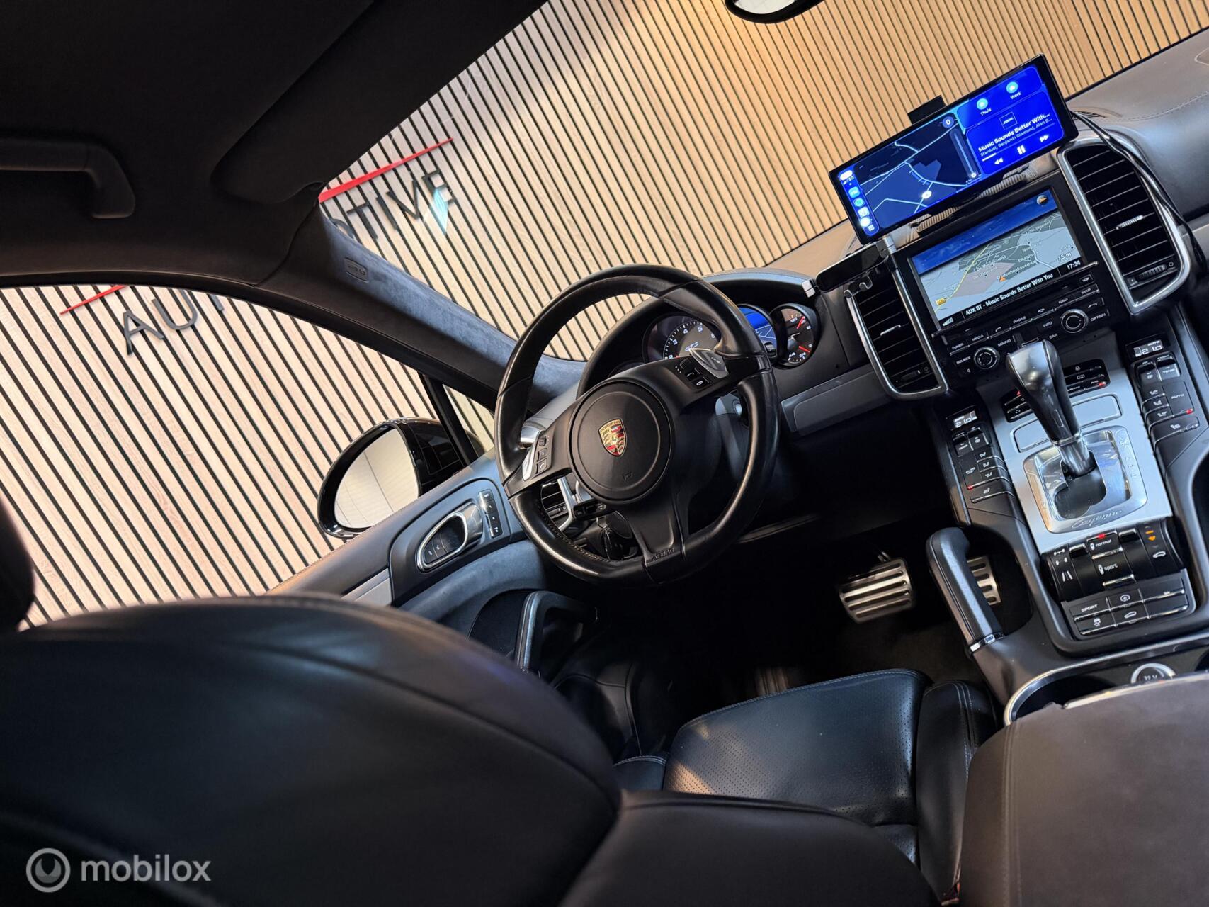 Foto van Porsche Cayenne GTS