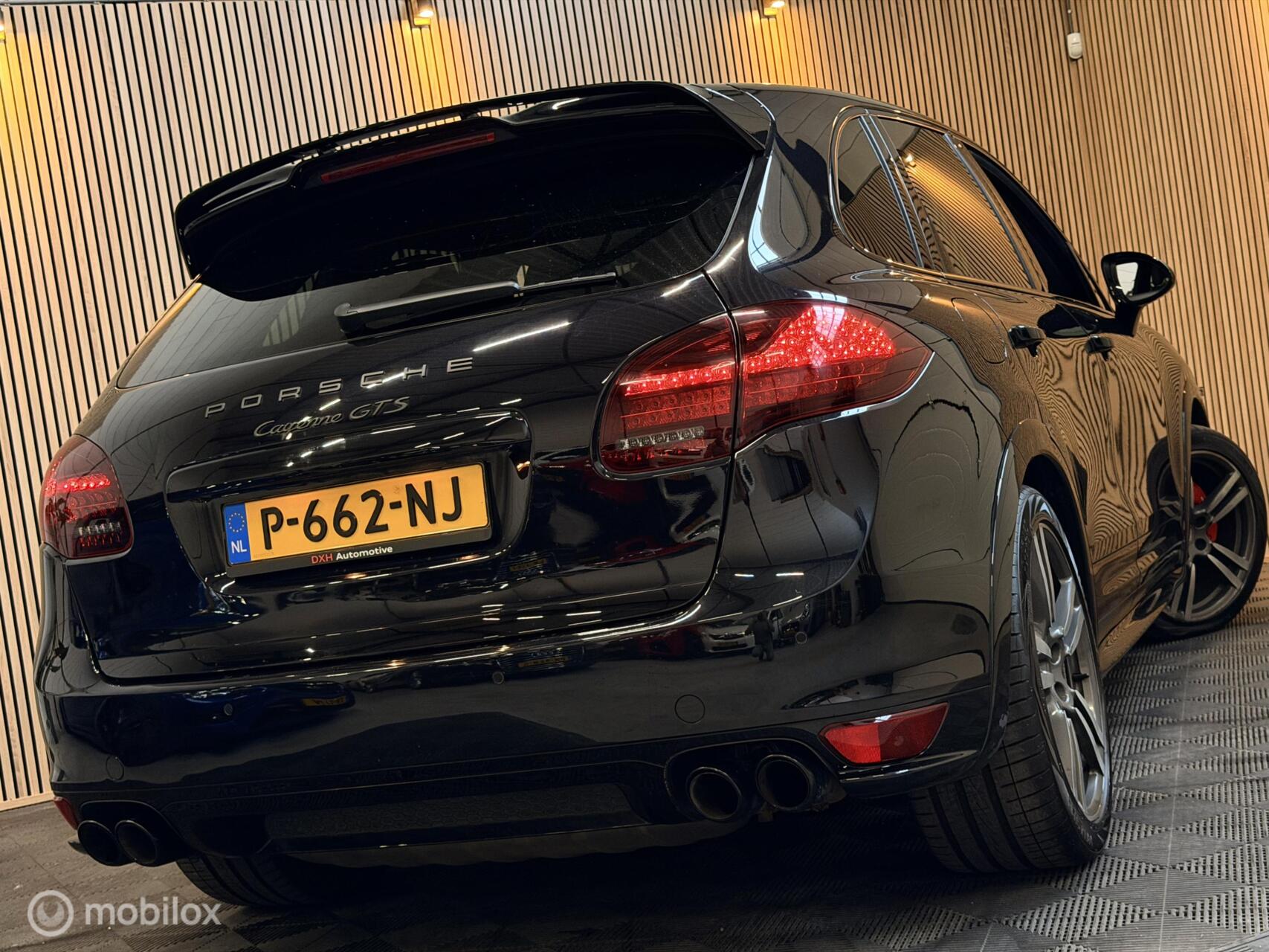 Foto van Porsche Cayenne GTS