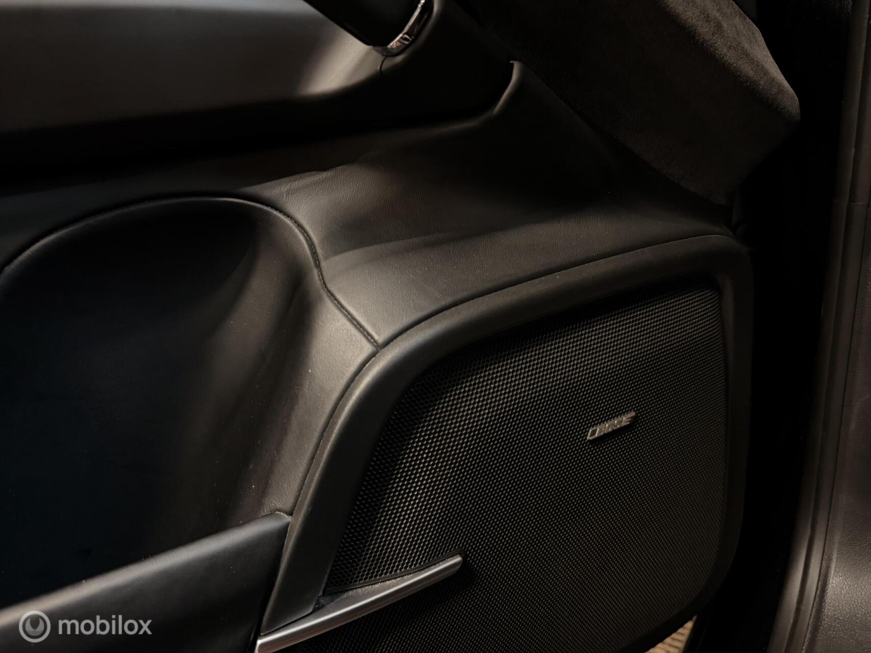 Foto van Porsche Cayenne GTS