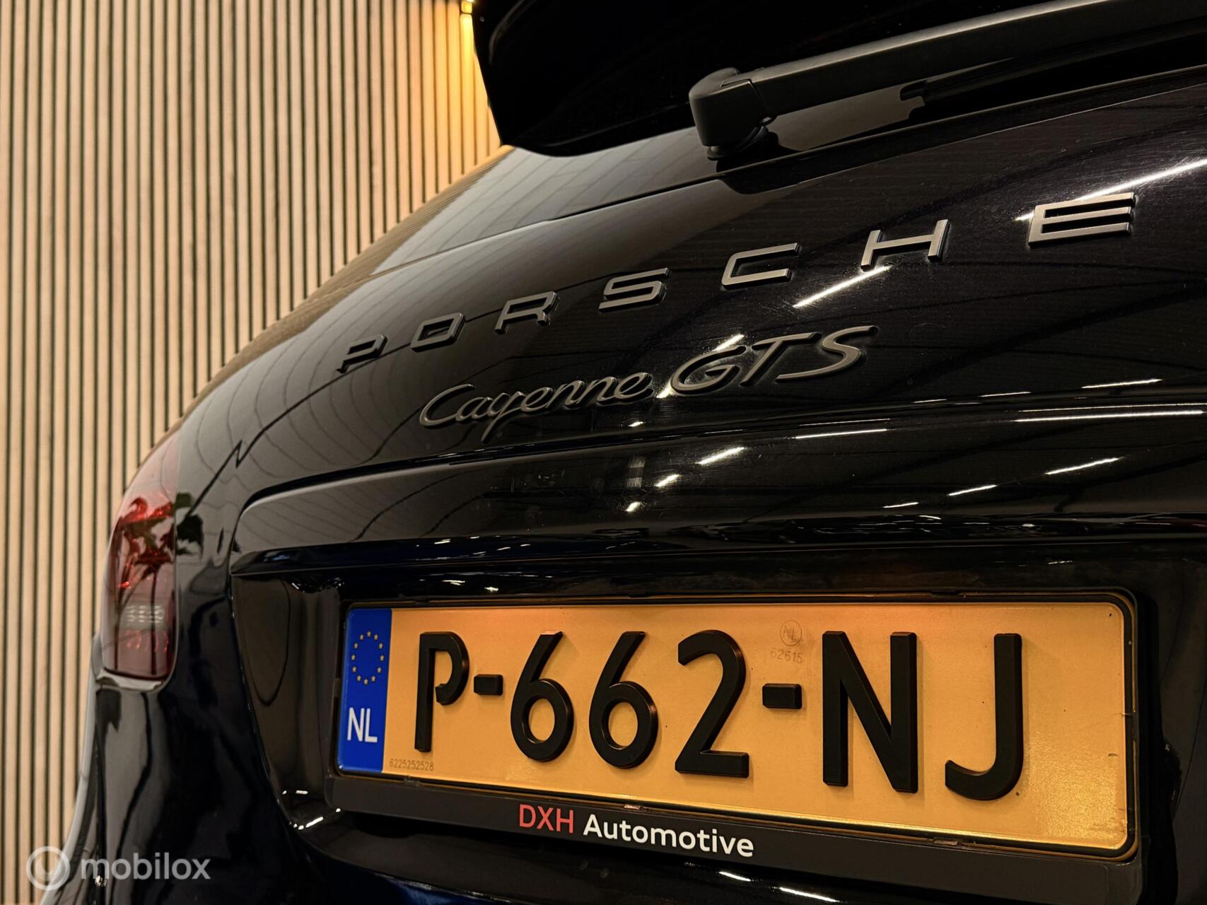 Foto van Porsche Cayenne GTS