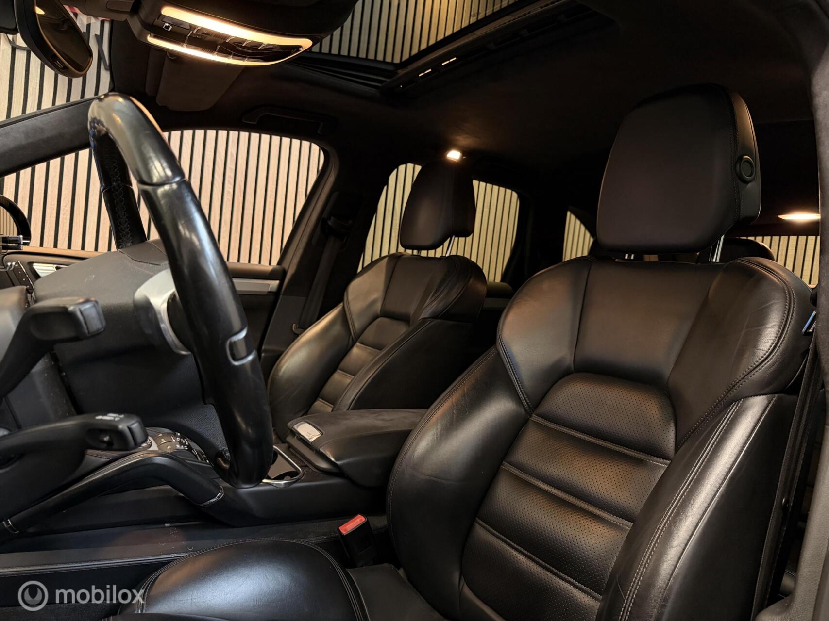 Foto van Porsche Cayenne GTS