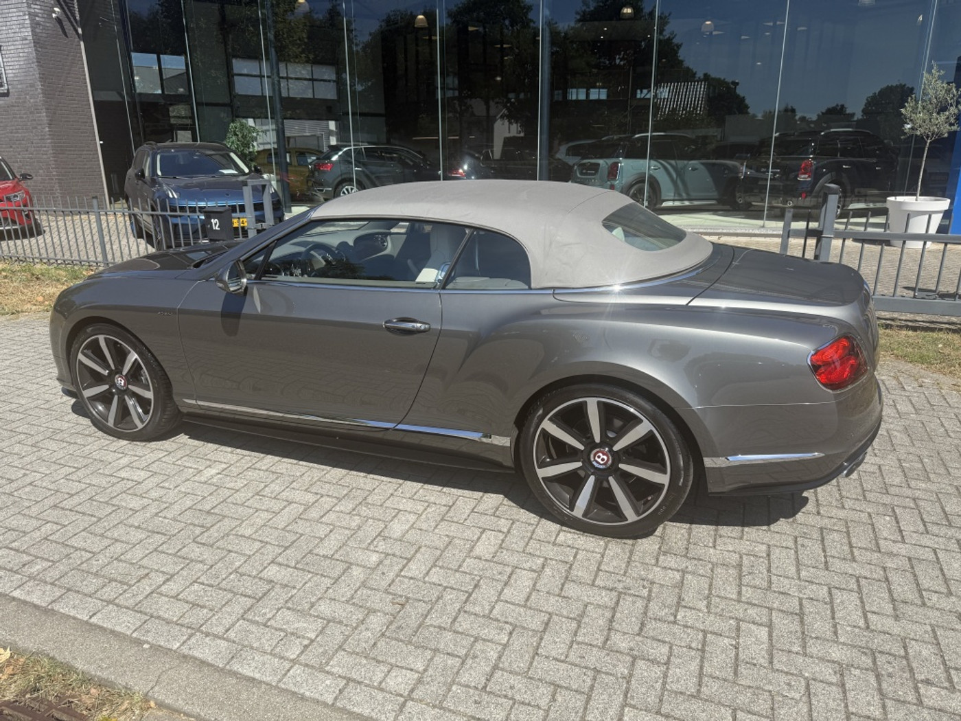 Foto van Bentley Bentley Continental GT V8 S Convertible