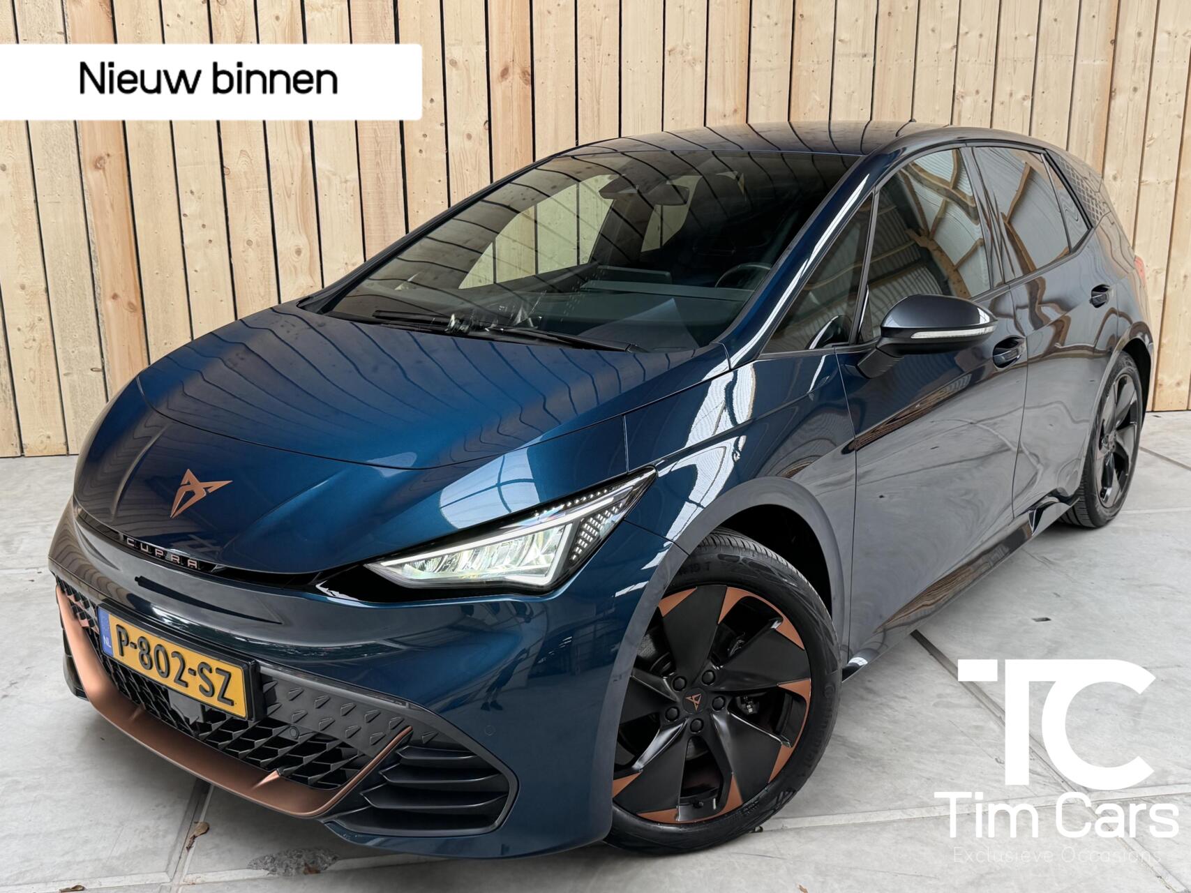 Cupra Born Adrenaline One 62 kWh Stuur en- stoelverwarming | LED verlichting | Apple CarPlay/Android Auto | Cruise control adaptief | Climate control | Parkeersensoren voor en achter | Achteruitrijcamera 2022 - voorkant