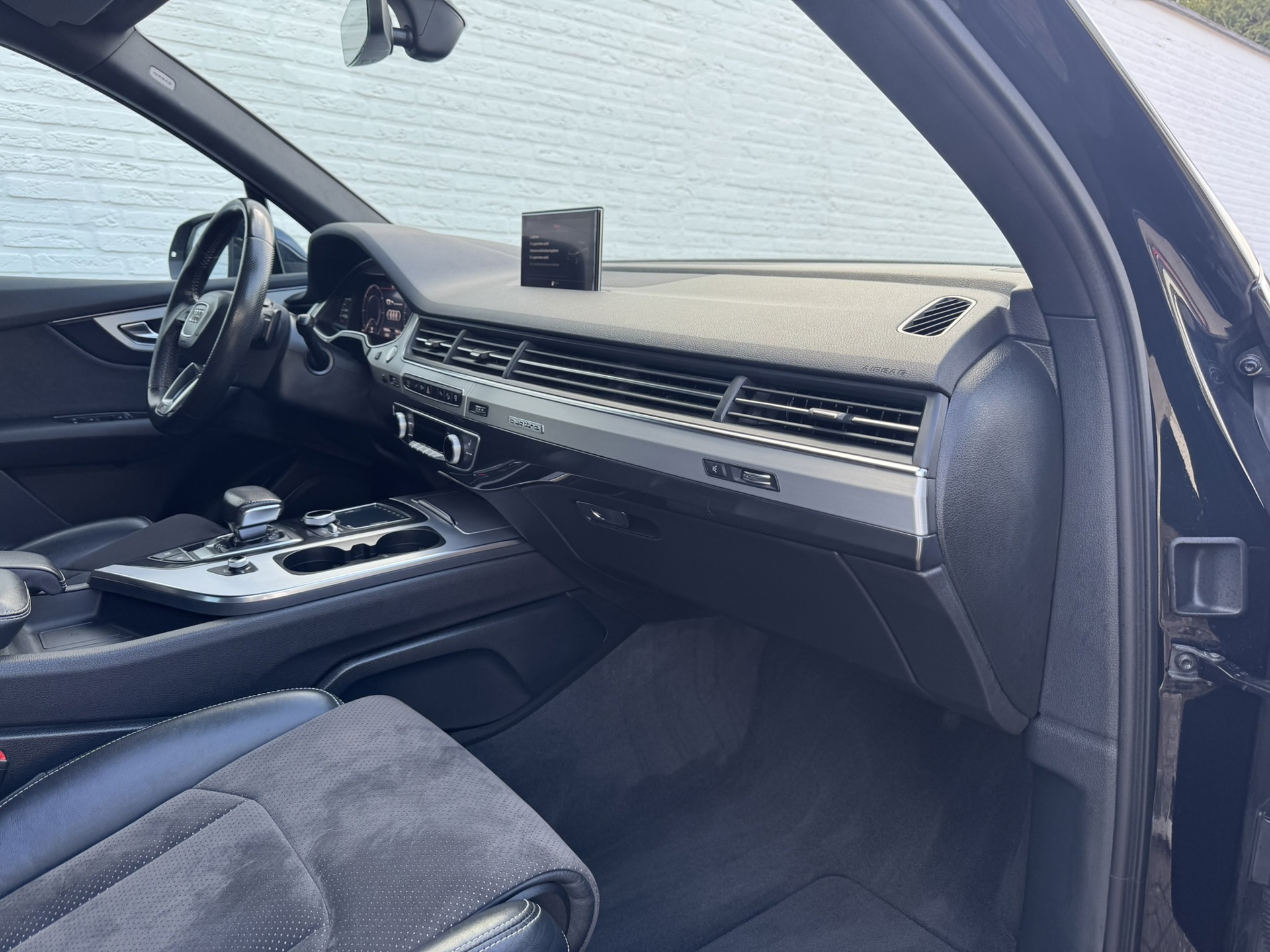 Foto van Audi Q7 E-tron