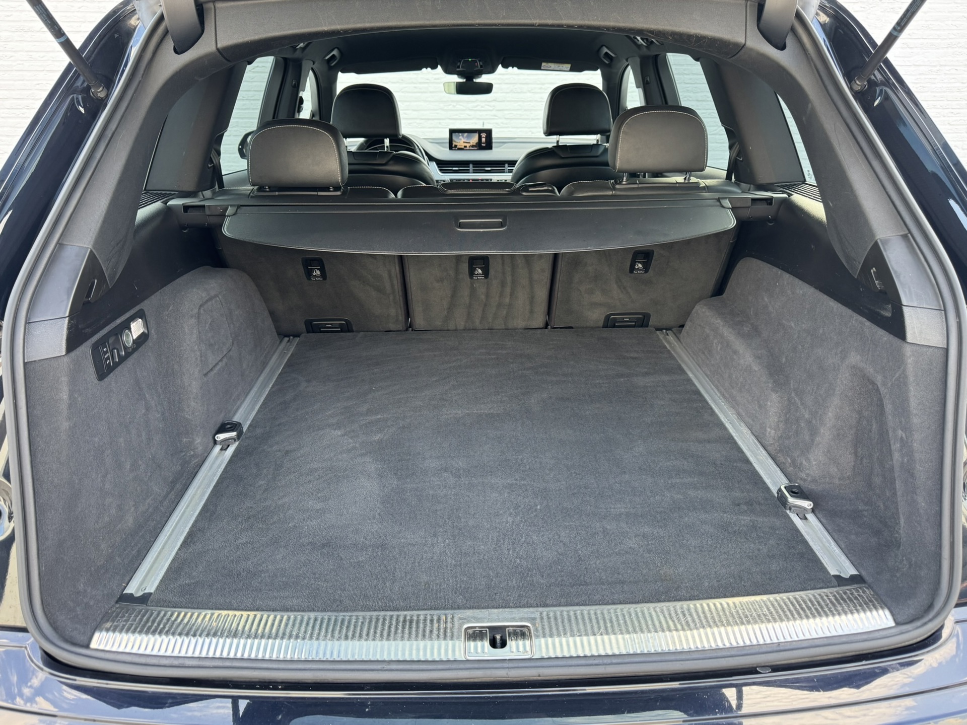 Foto van Audi Q7 E-tron