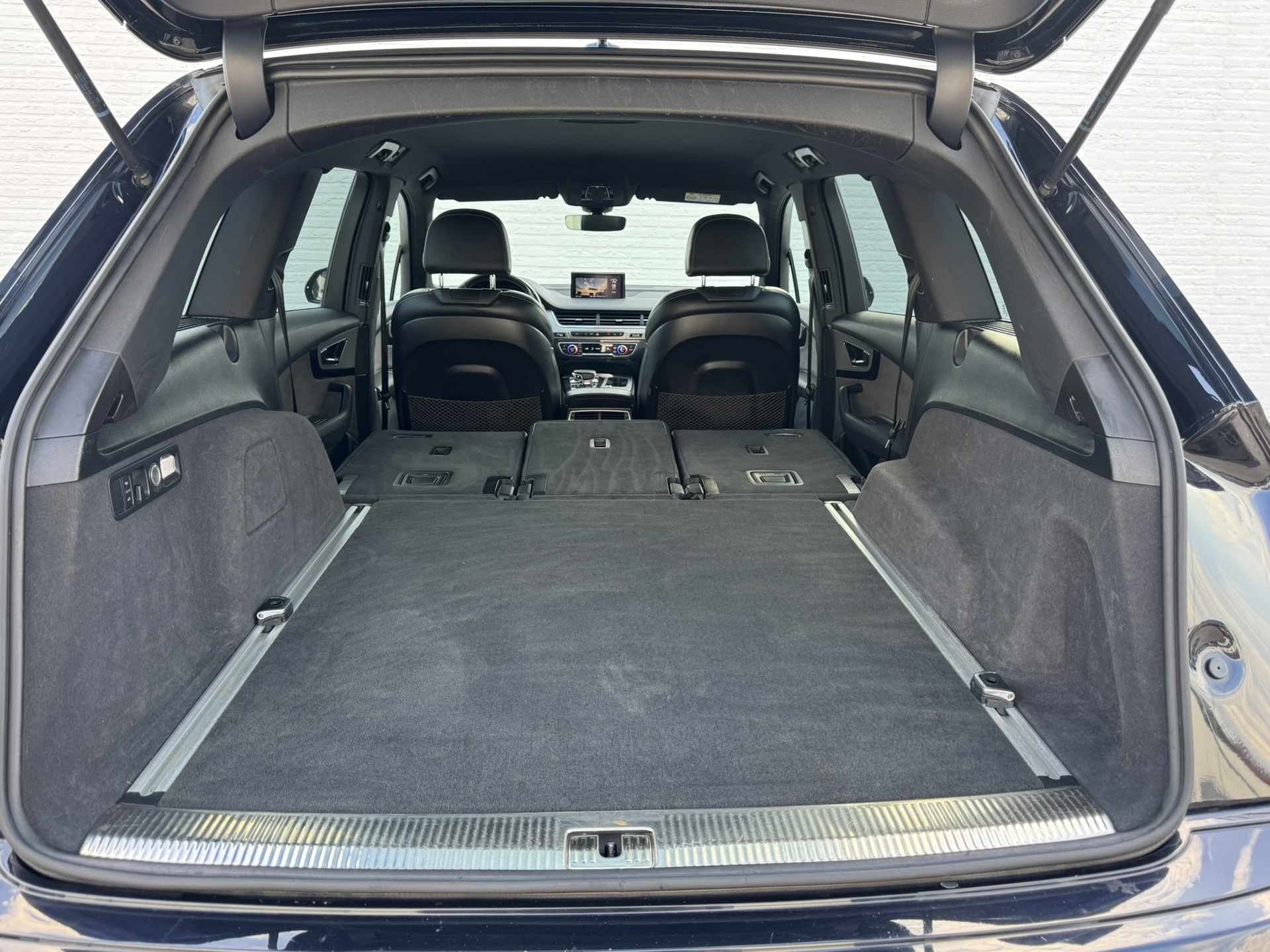 Foto van Audi Q7 E-tron