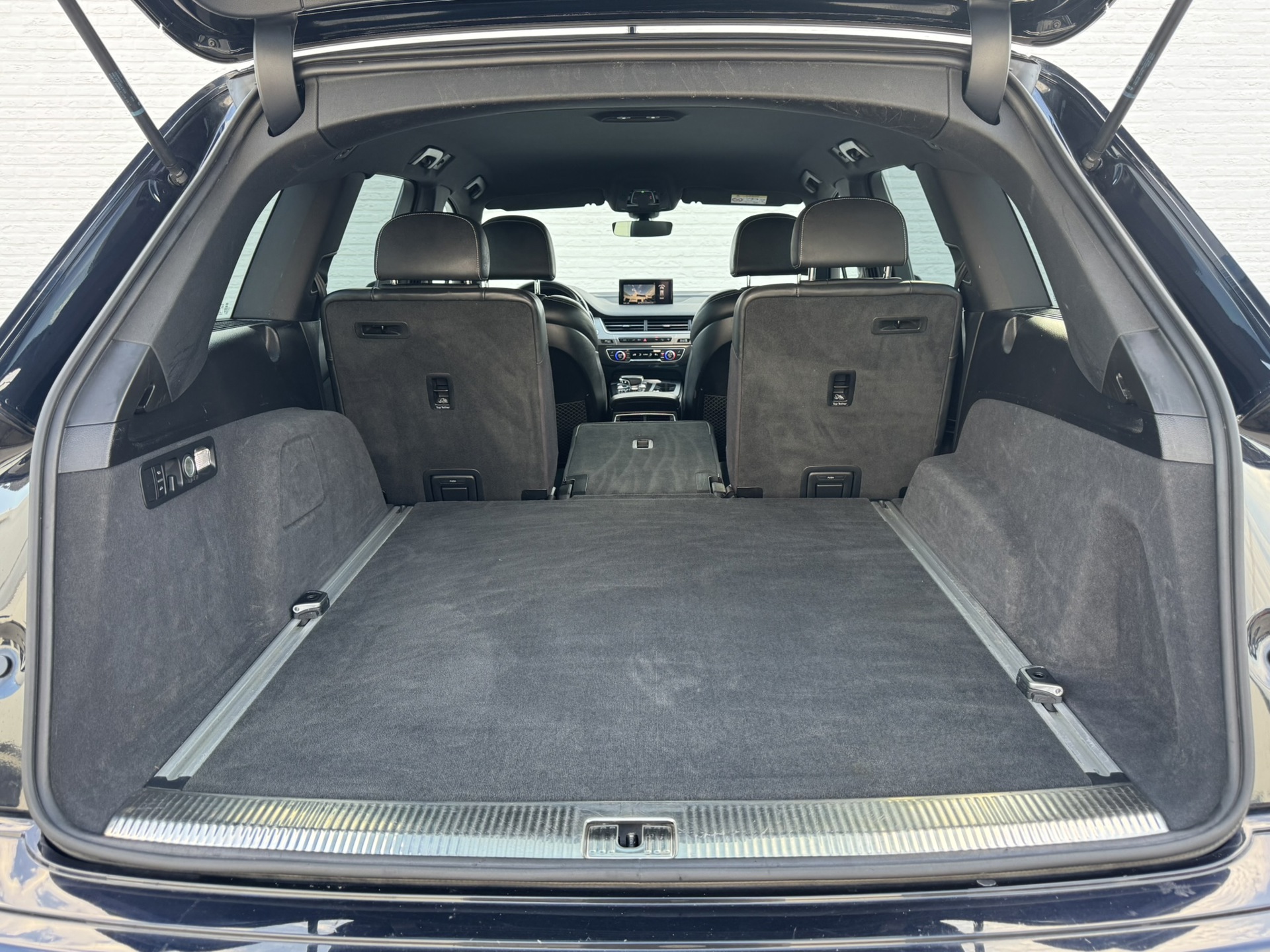 Foto van Audi Q7 E-tron