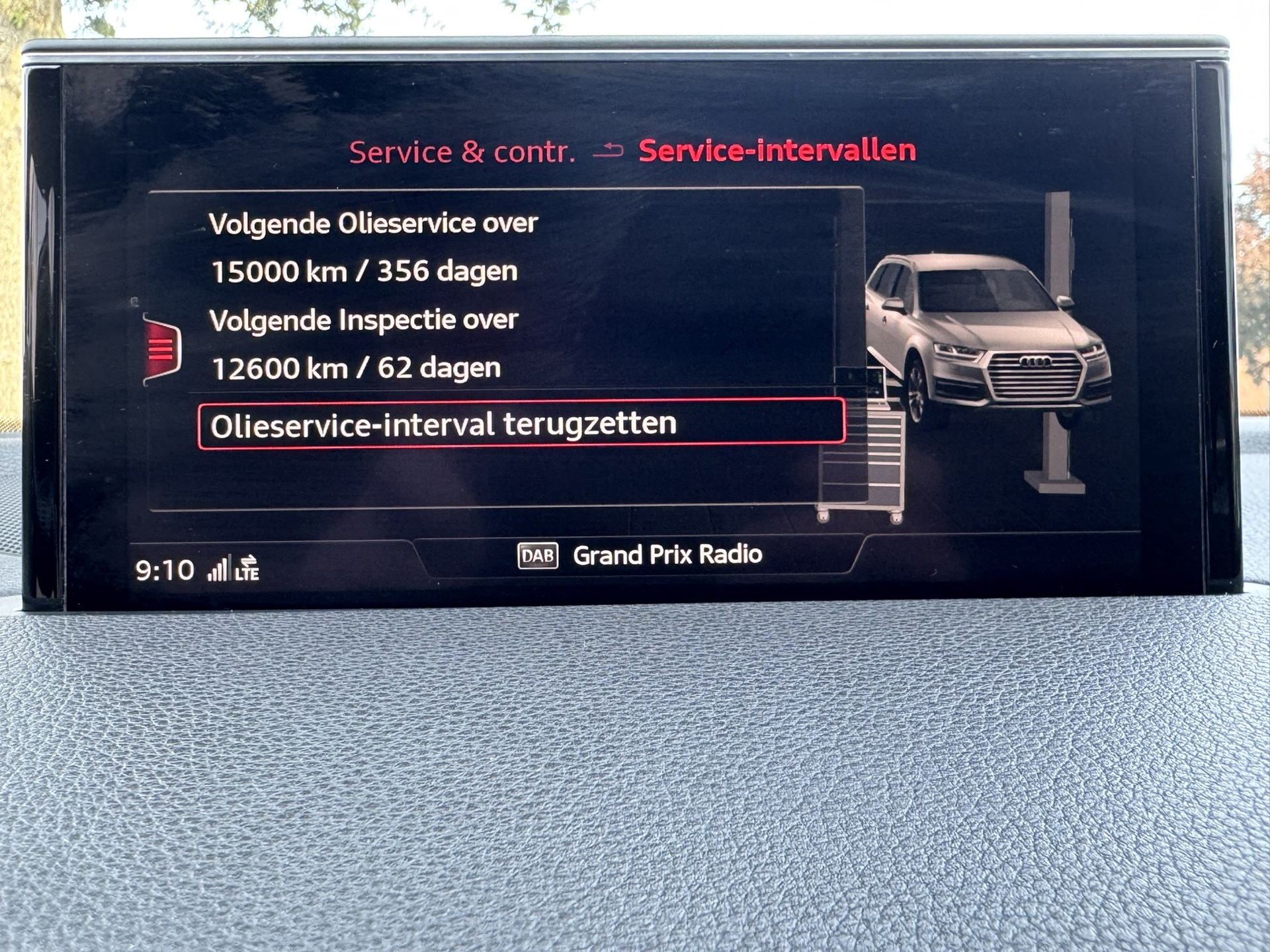 Foto van Audi Q7 E-tron