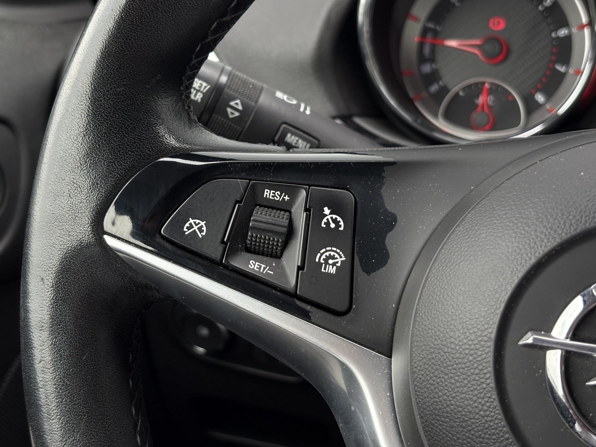 Foto van Opel Adam