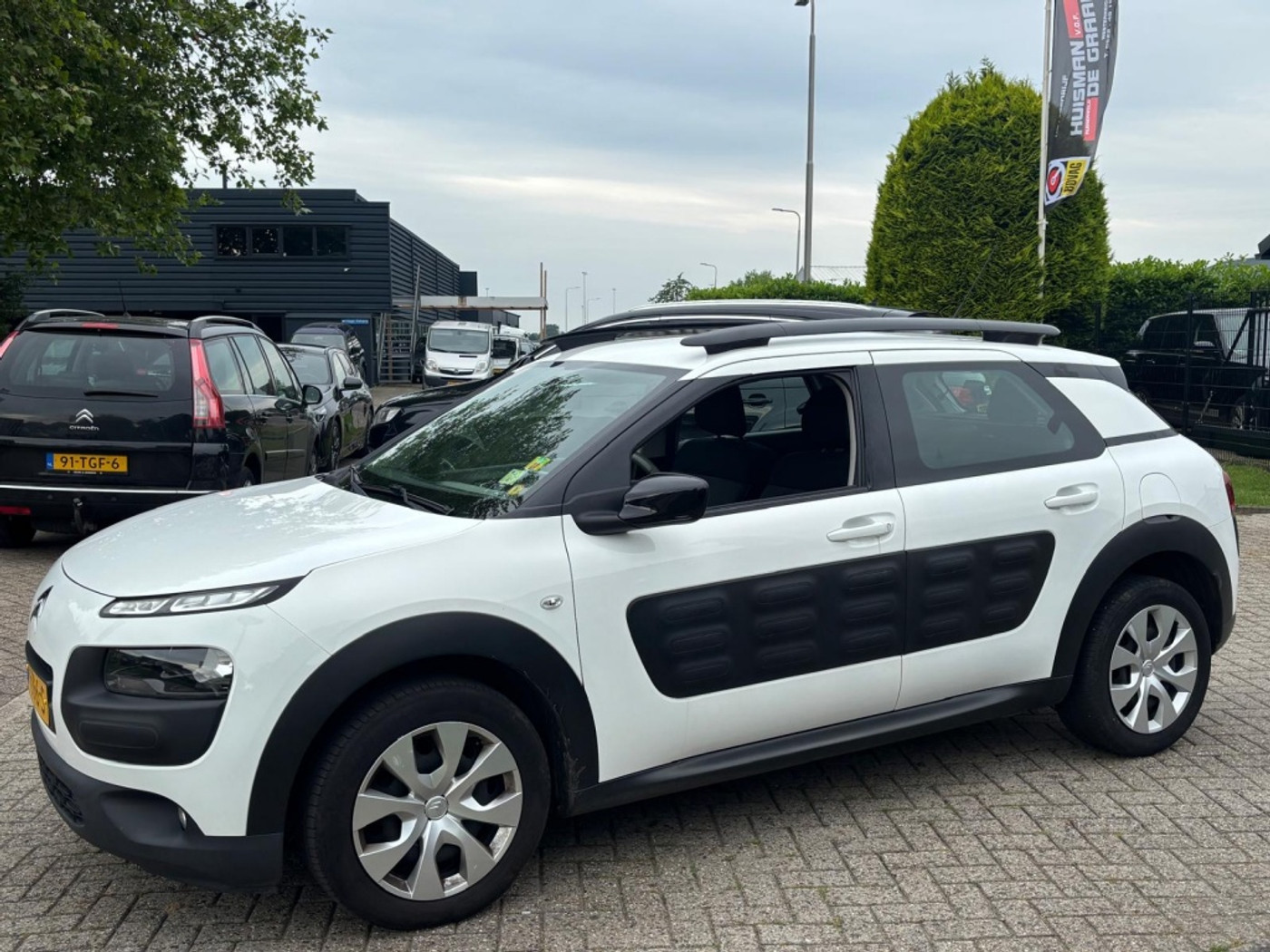 Foto van Citroen C4 Cactus