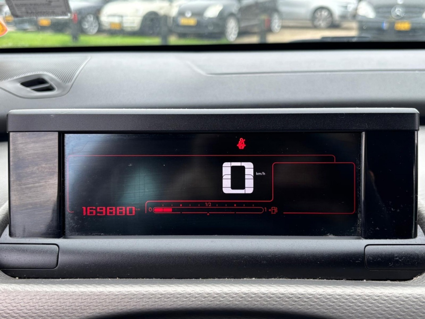 Foto van Citroen C4 Cactus