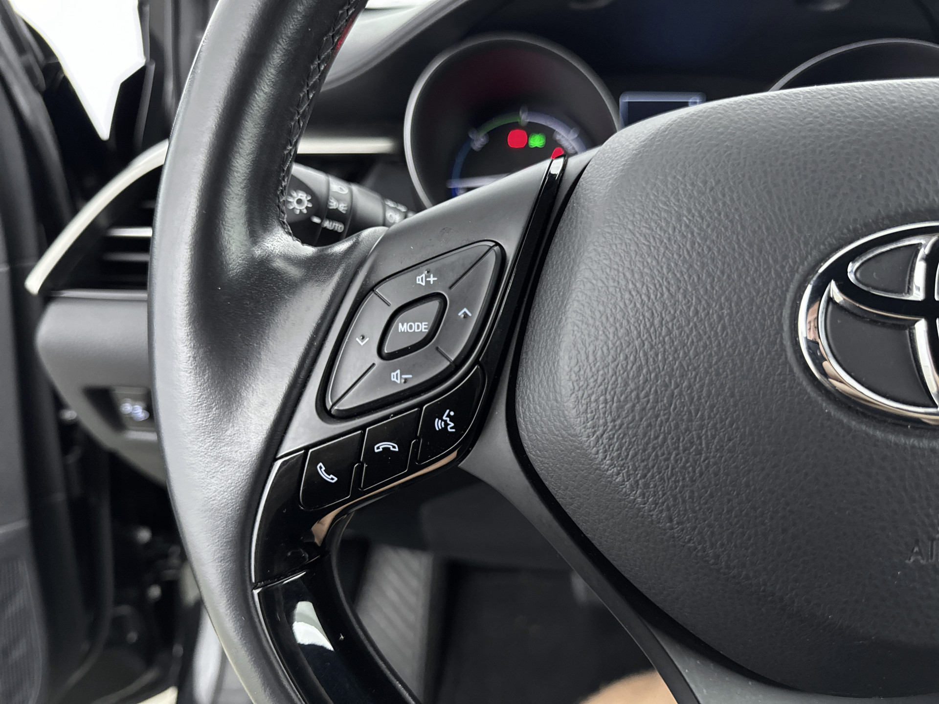 Foto van Toyota Toyota C-hr