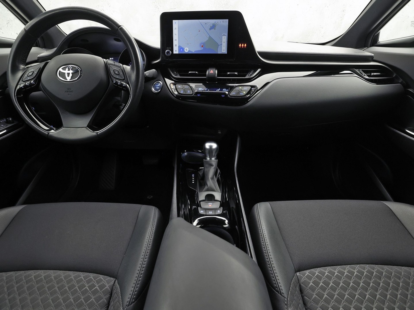 Foto van Toyota Toyota C-hr