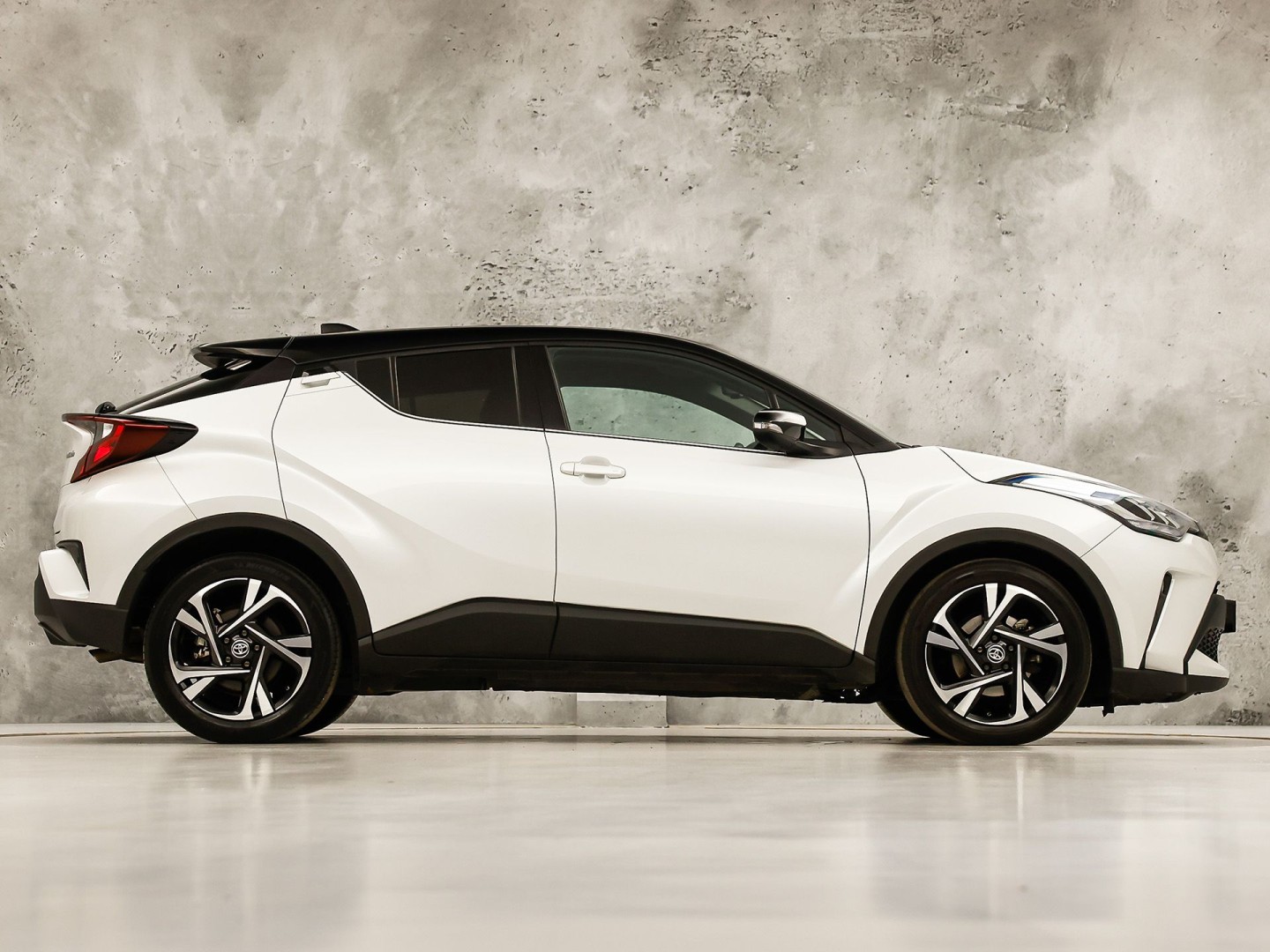 Foto van Toyota Toyota C-hr