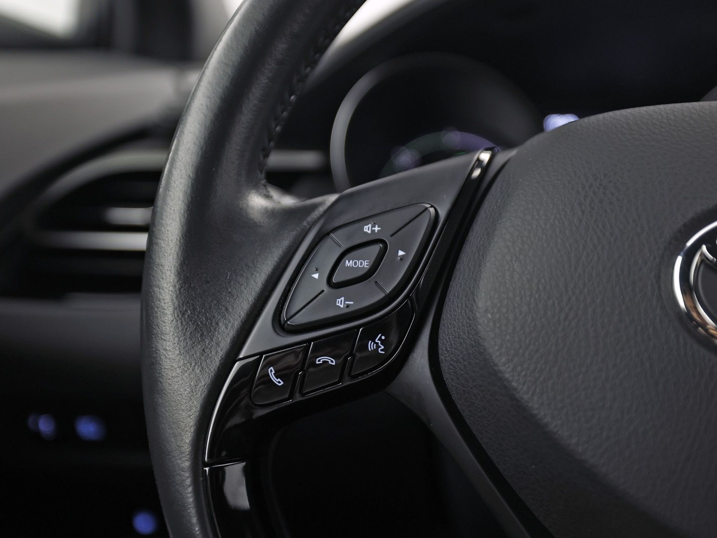 Foto van Toyota Toyota C-hr