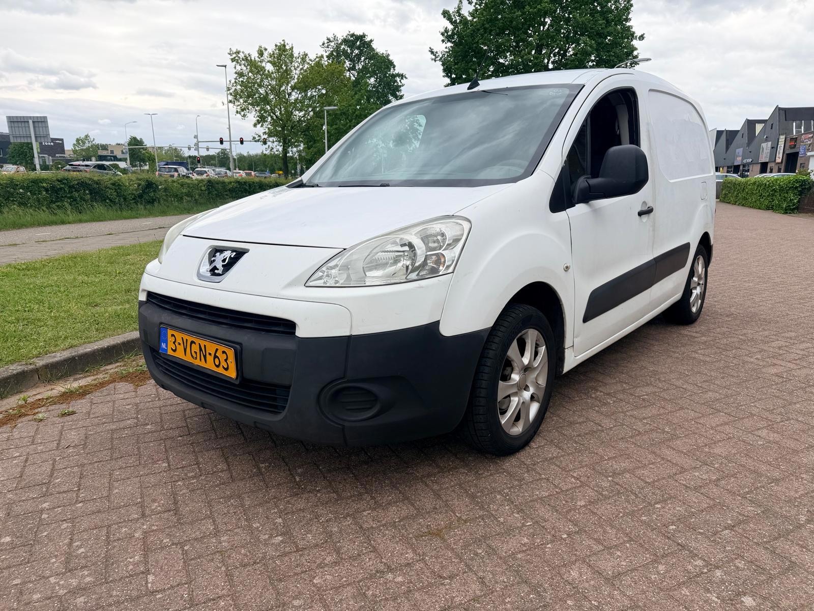 Foto van Peugeot Partner