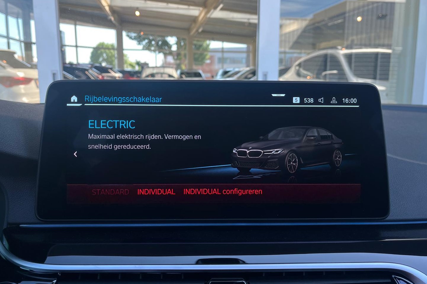 Foto van BMW 530e