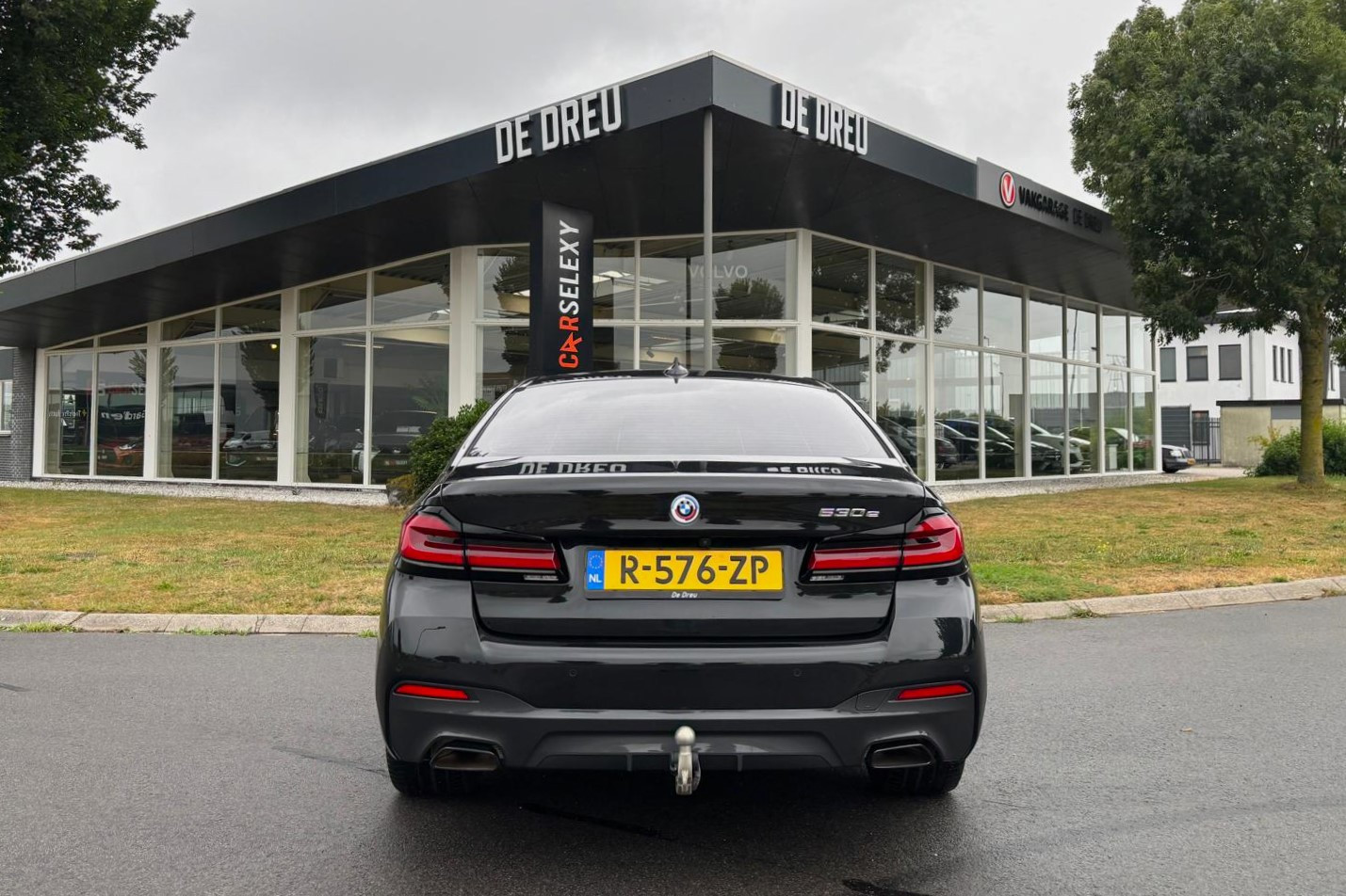 Foto van BMW 530e