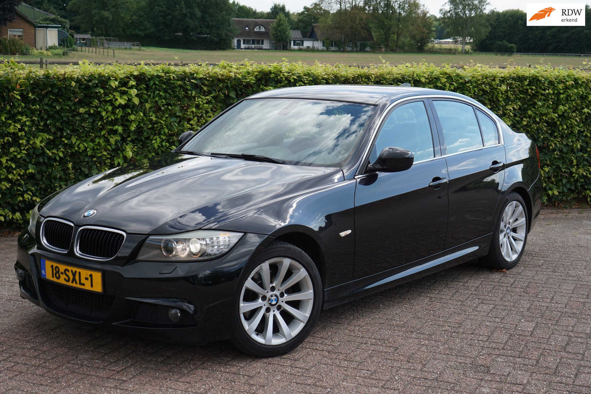 BMW 318i 318i Corporate Lease Luxury Line|M-Sport|Trekhaak 2012 - voorkant