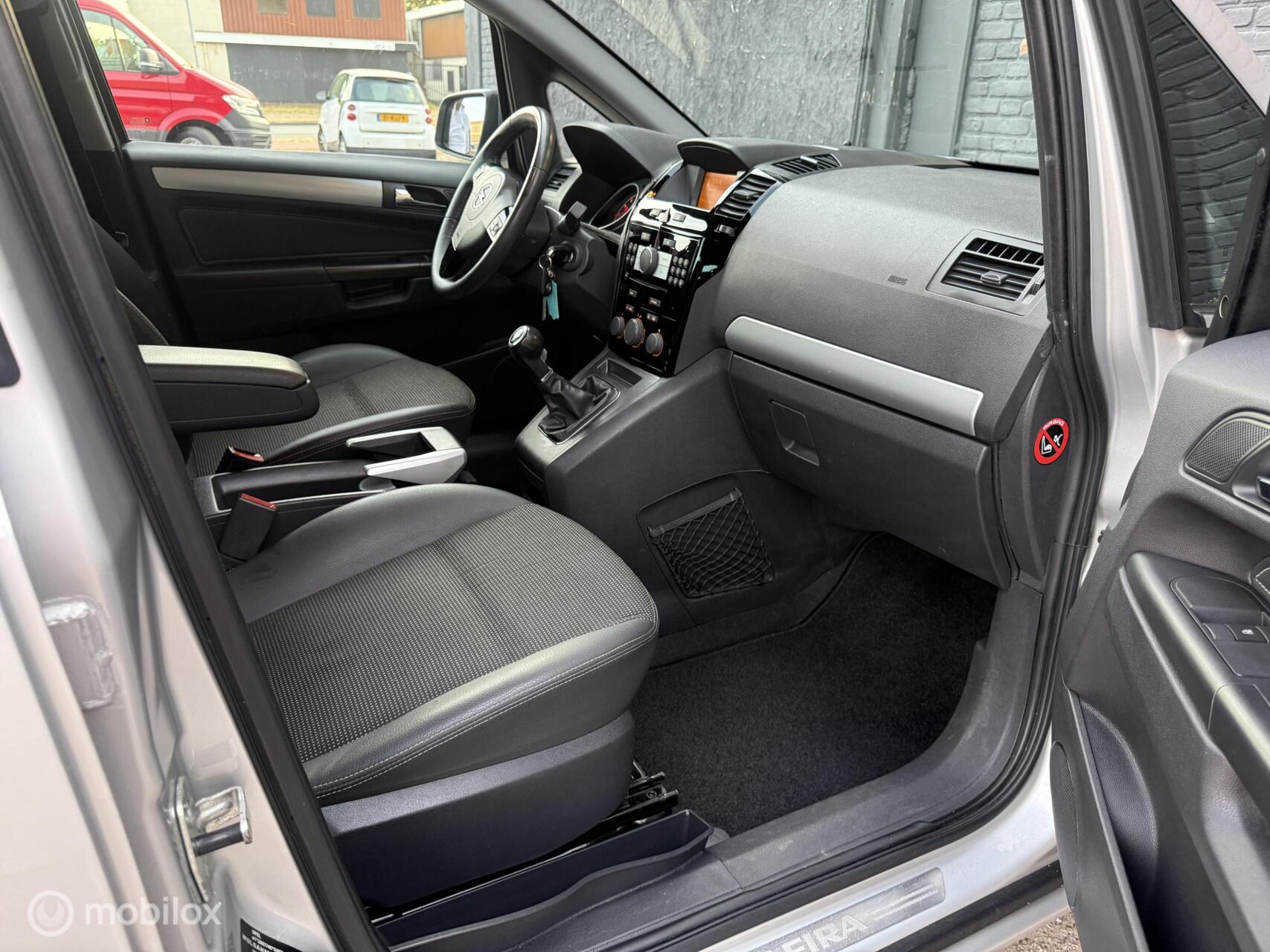 Foto van Opel Zafira