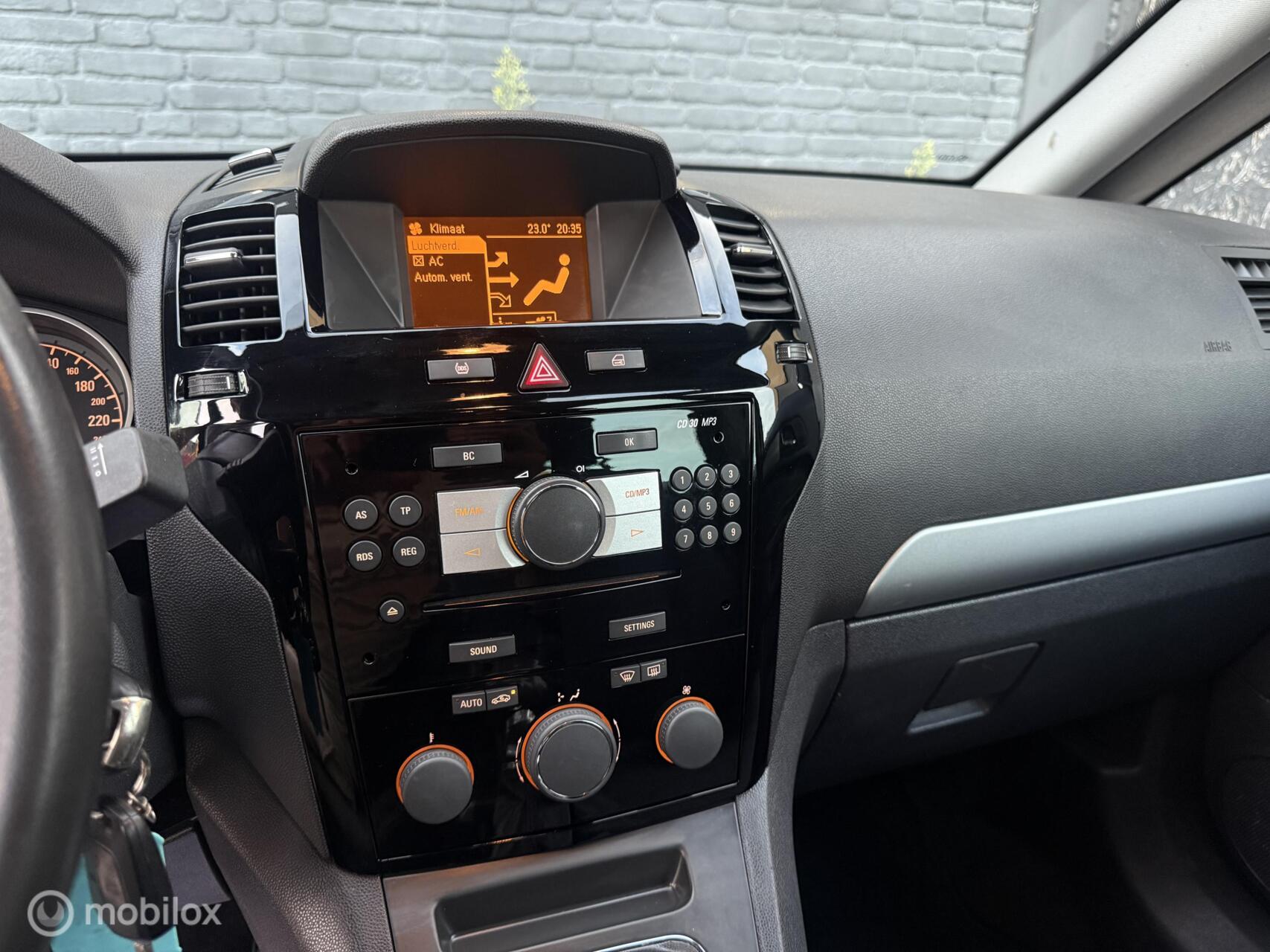 Foto van Opel Zafira